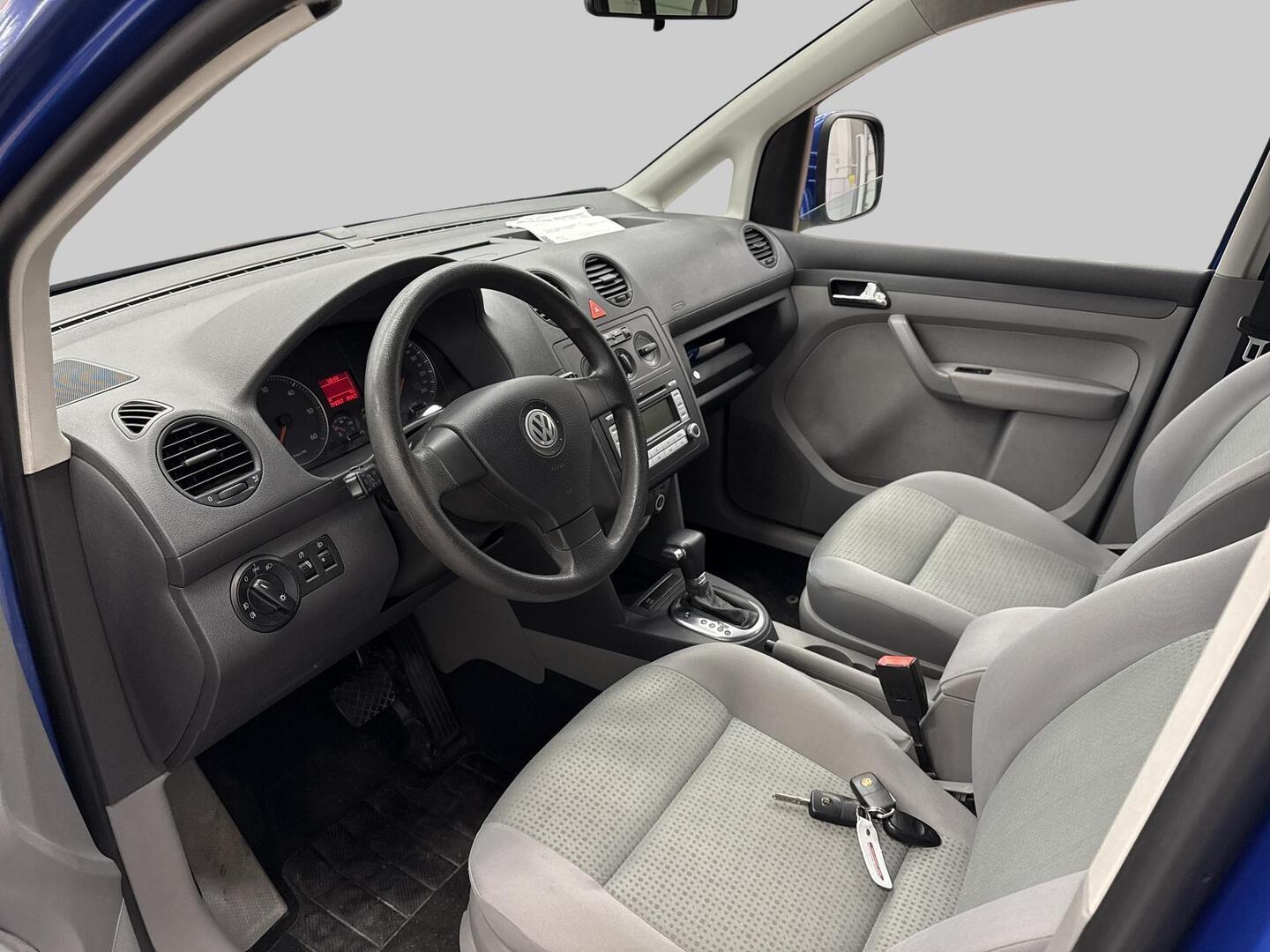 VOLKSWAGEN Caddy Maxi 2009