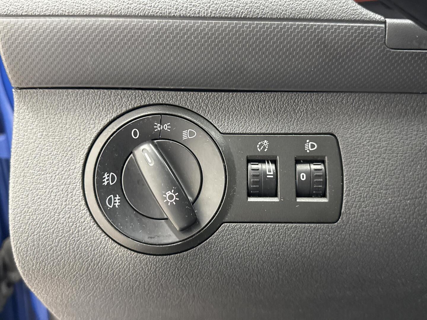 VOLKSWAGEN Caddy Maxi 2009