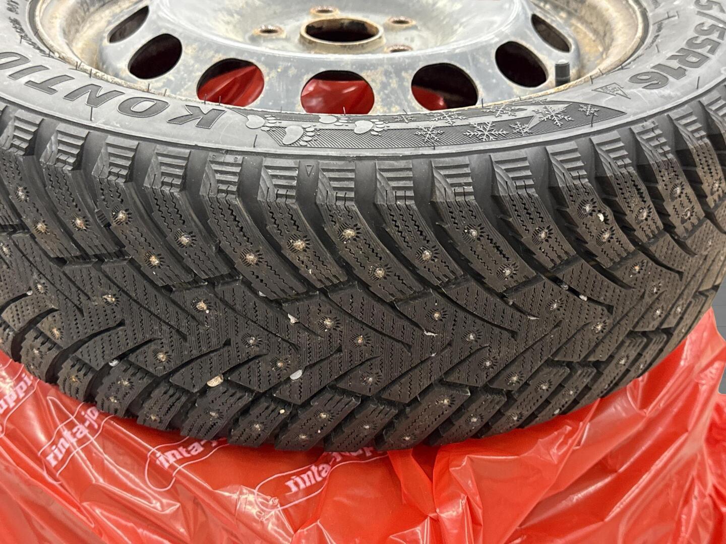 VOLKSWAGEN Caddy Maxi 2009