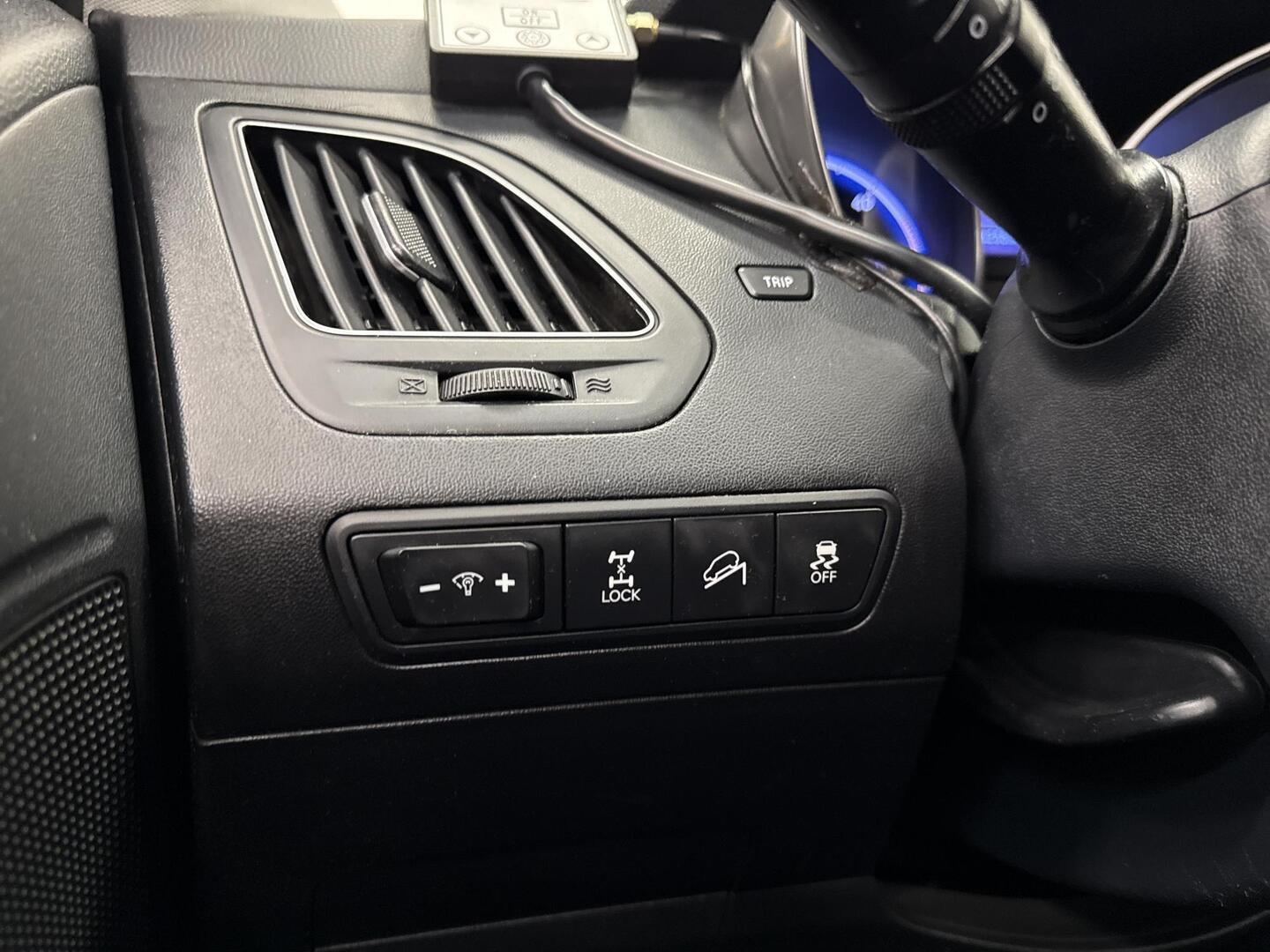HYUNDAI ix35 2011
