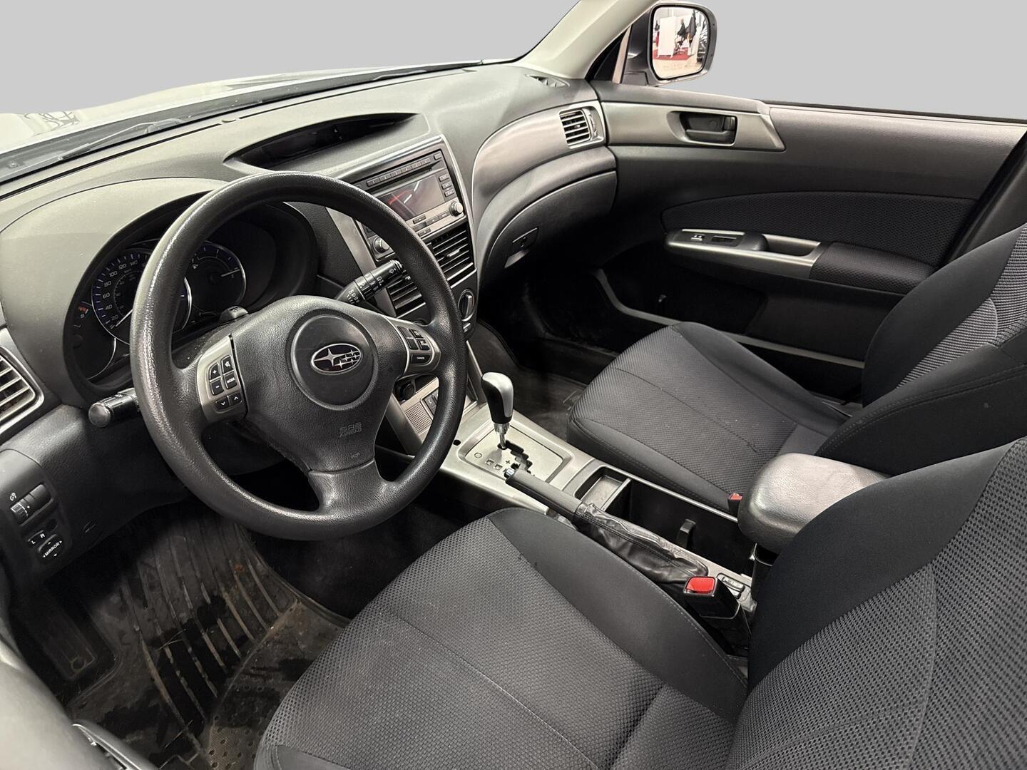 SUBARU Forester 2010