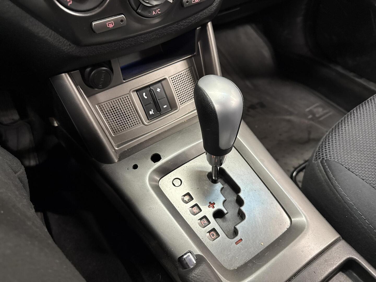 SUBARU Forester 2010