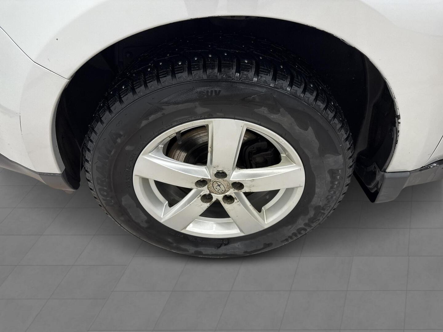 SUBARU Forester 2010