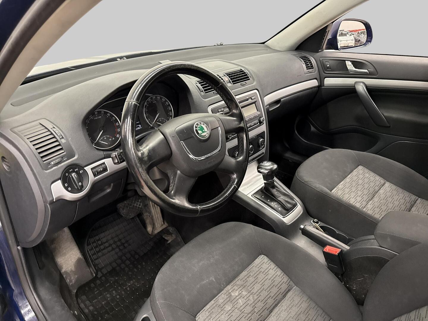 SKODA Octavia 2013