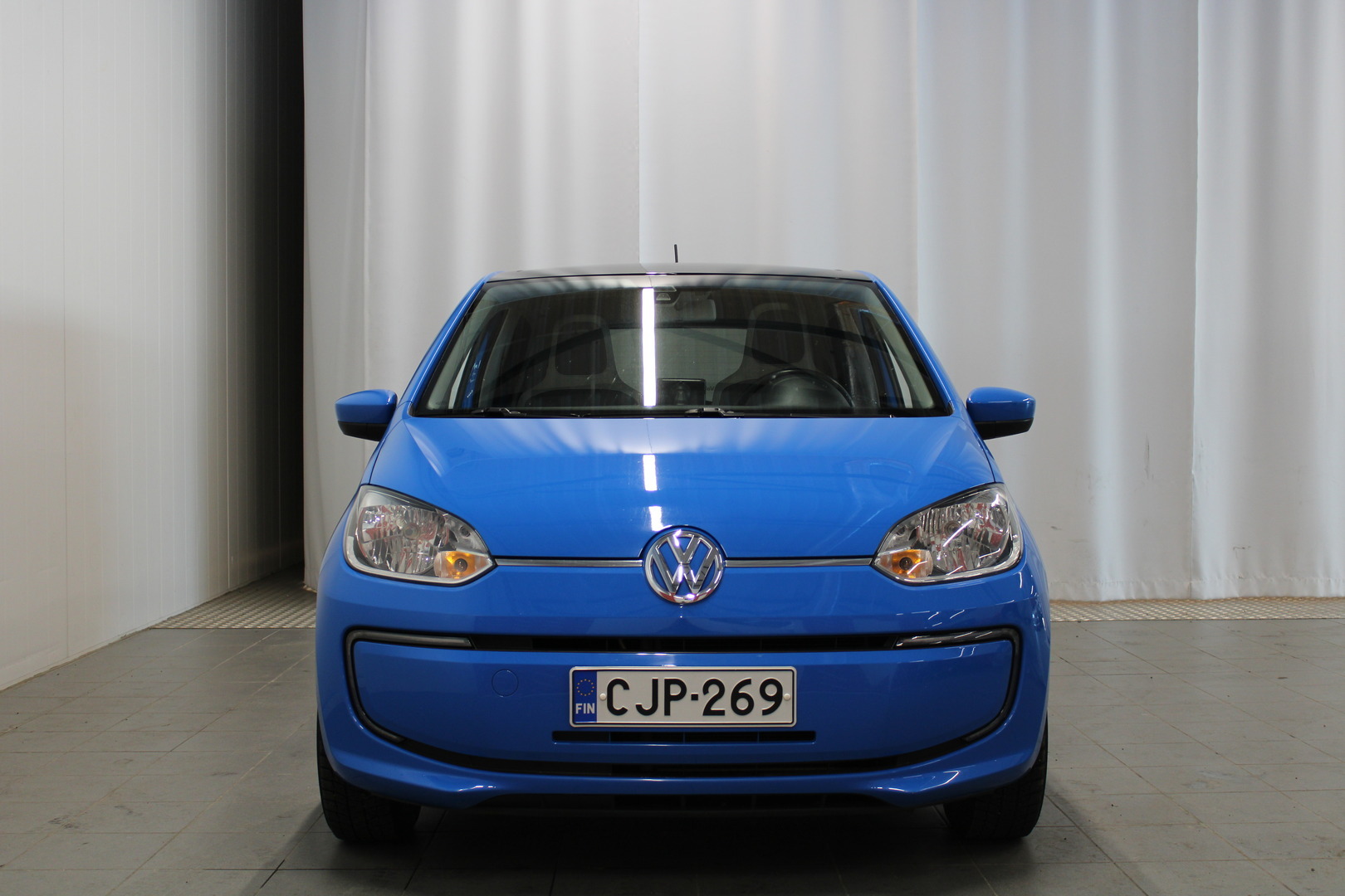 VOLKSWAGEN up! 2015