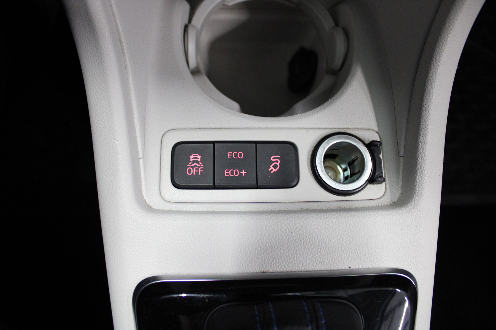 VOLKSWAGEN up! 2015