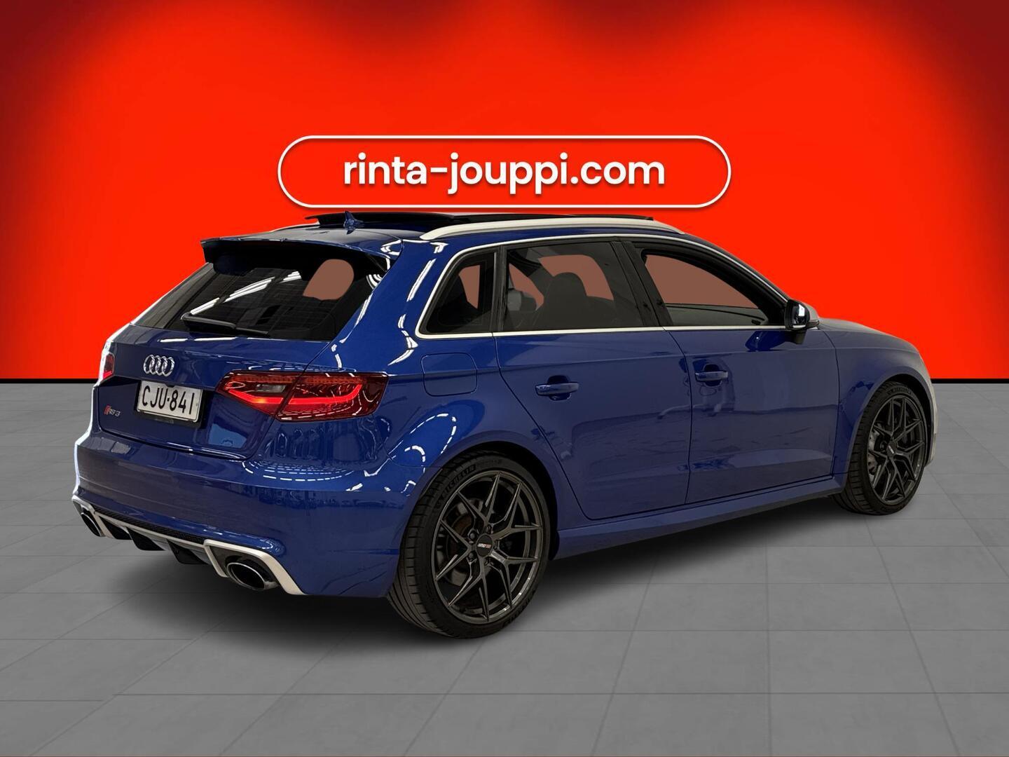 AUDI RS 3 2015