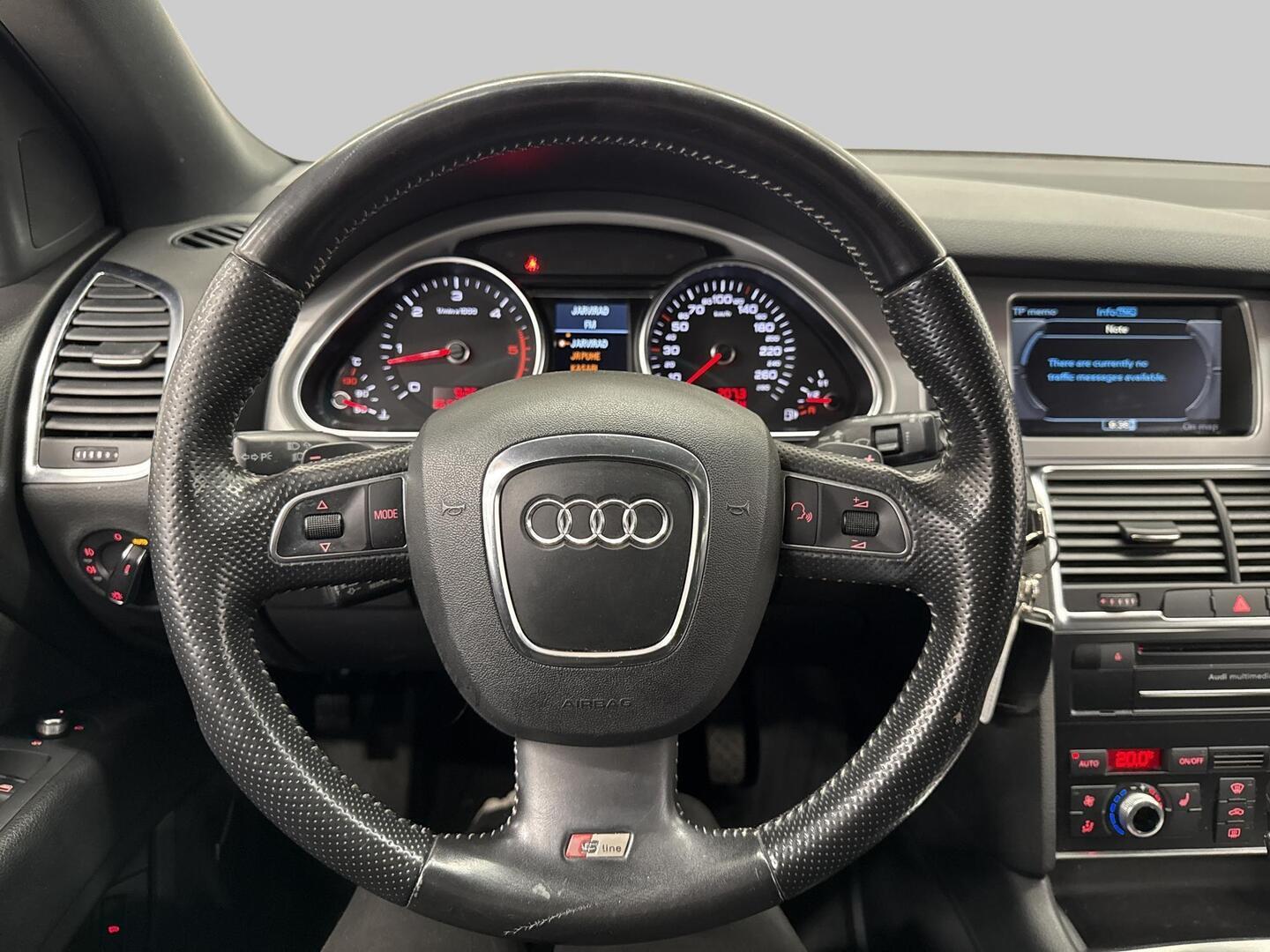 AUDI Q7 2011