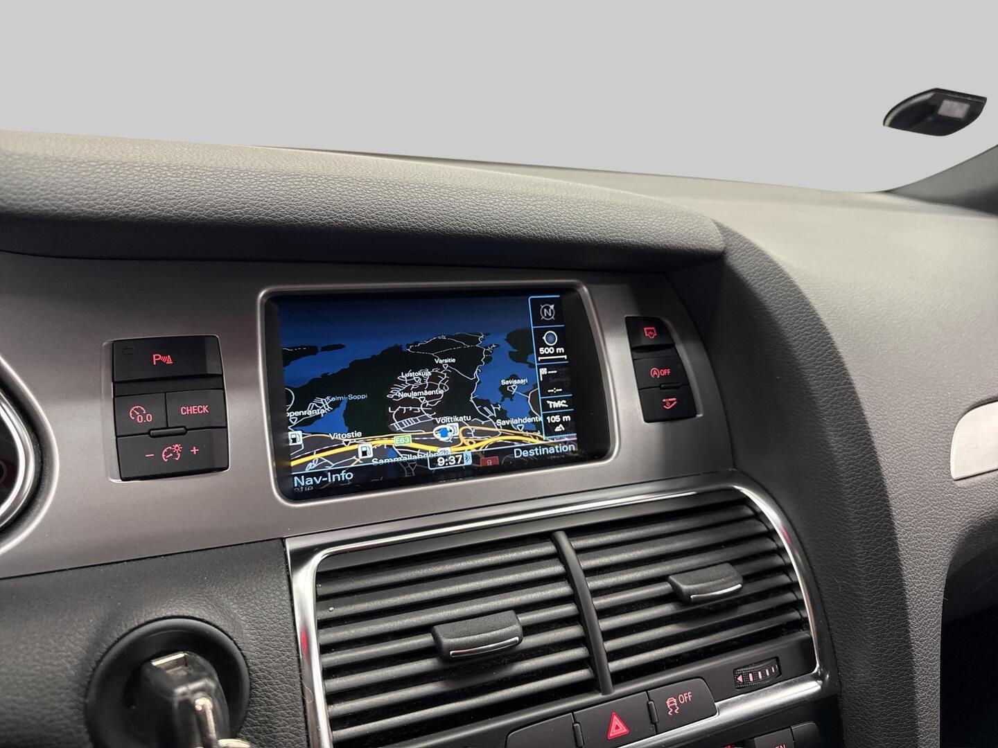 AUDI Q7 2011