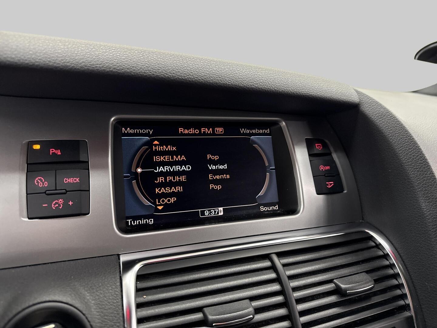 AUDI Q7 2011