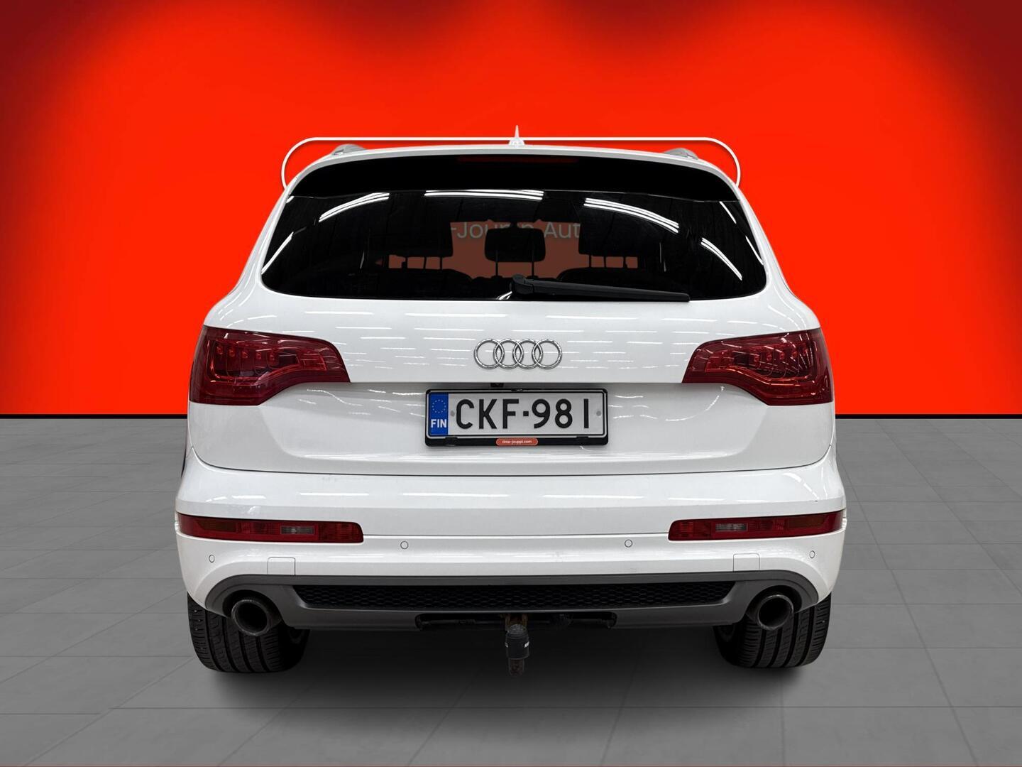 AUDI Q7 2011