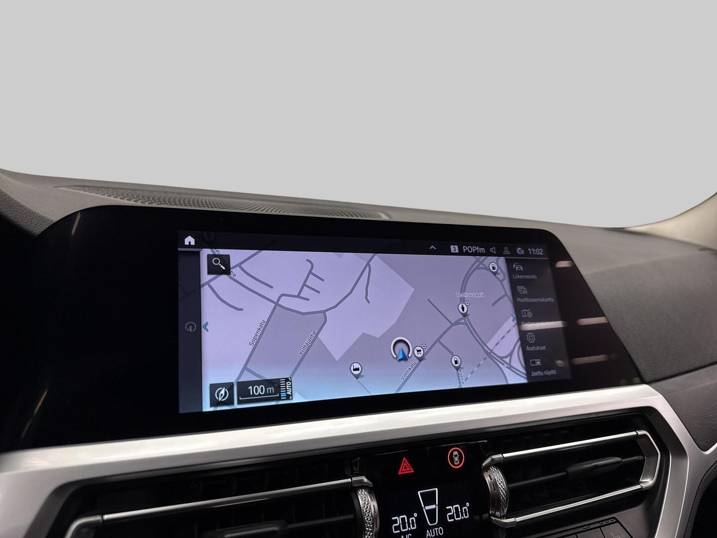 BMW 330 2019