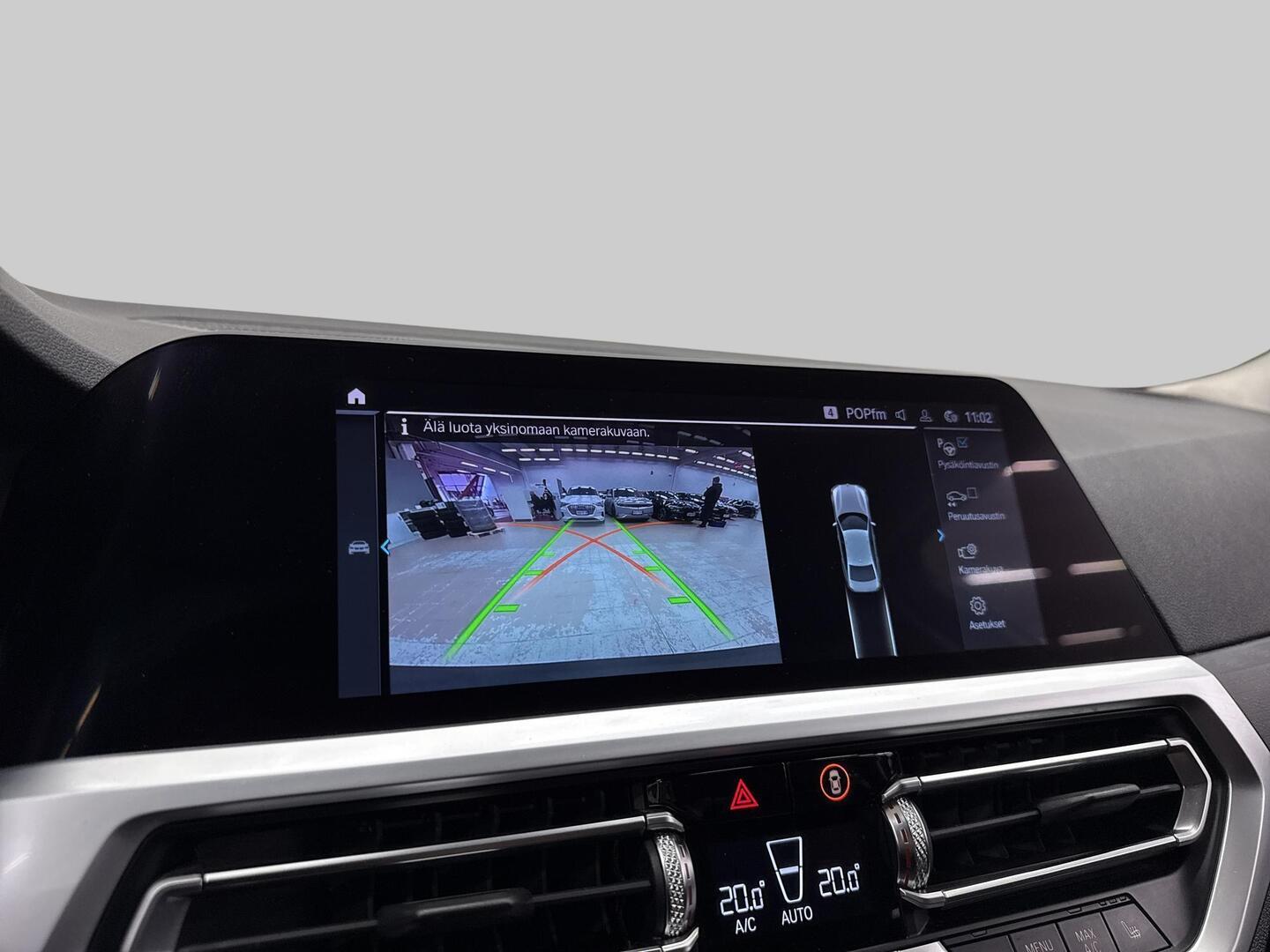 BMW 330 2019