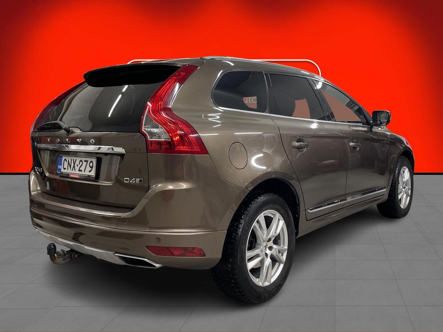 VOLVO XC60 2017