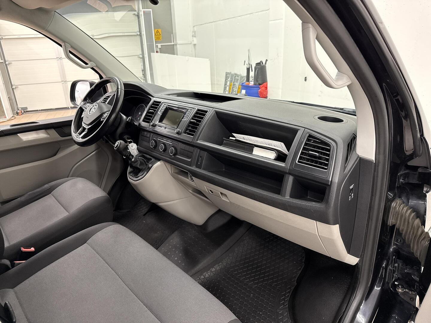 VOLKSWAGEN Transporter 2016