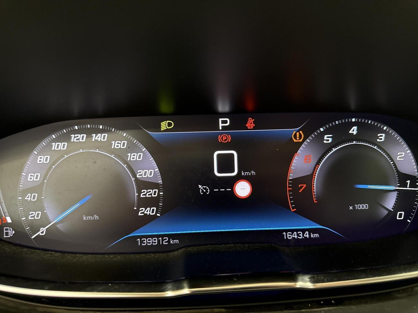 PEUGEOT 3008 2021