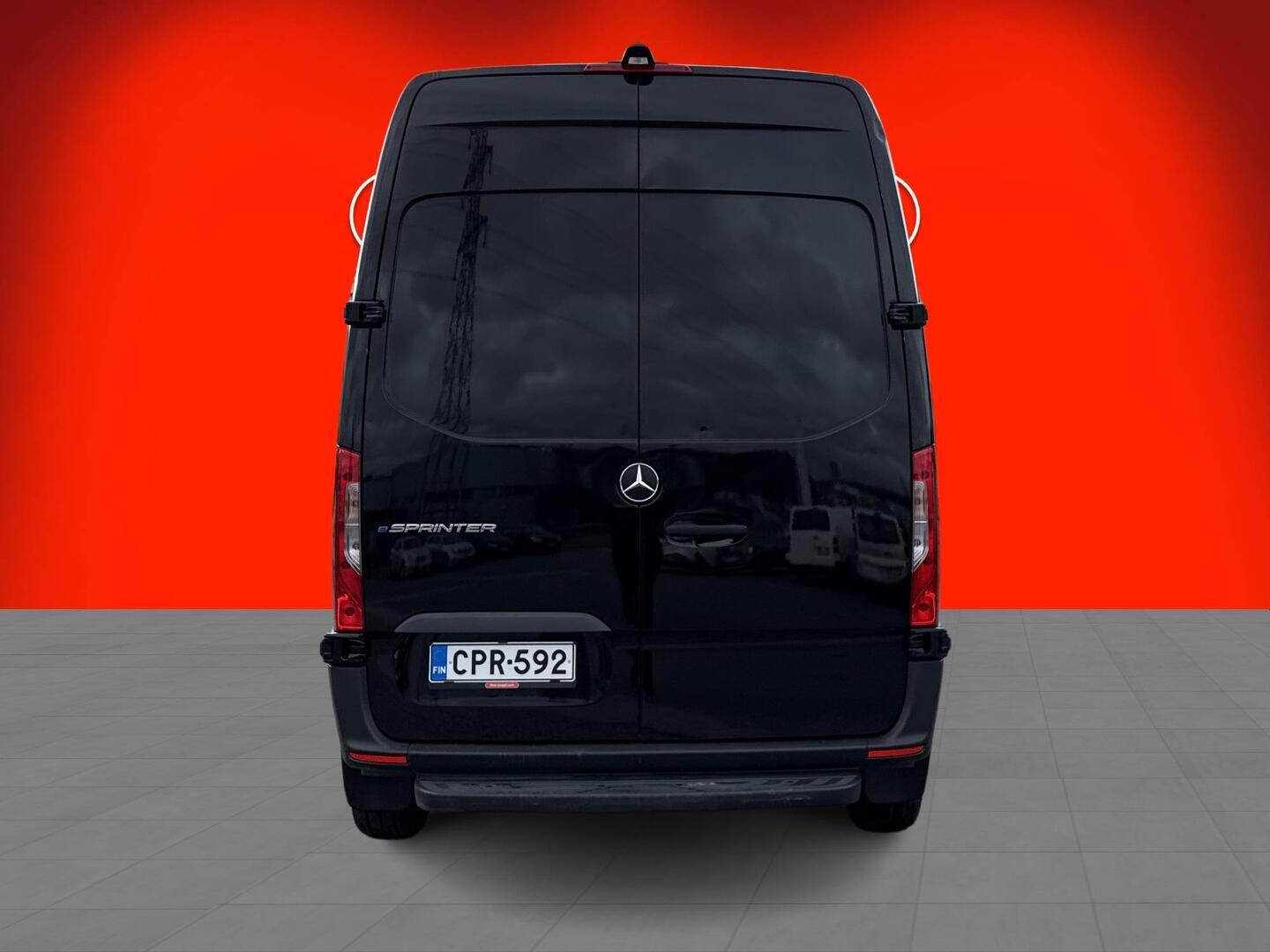 MERCEDES-BENZ Sprinter 2022