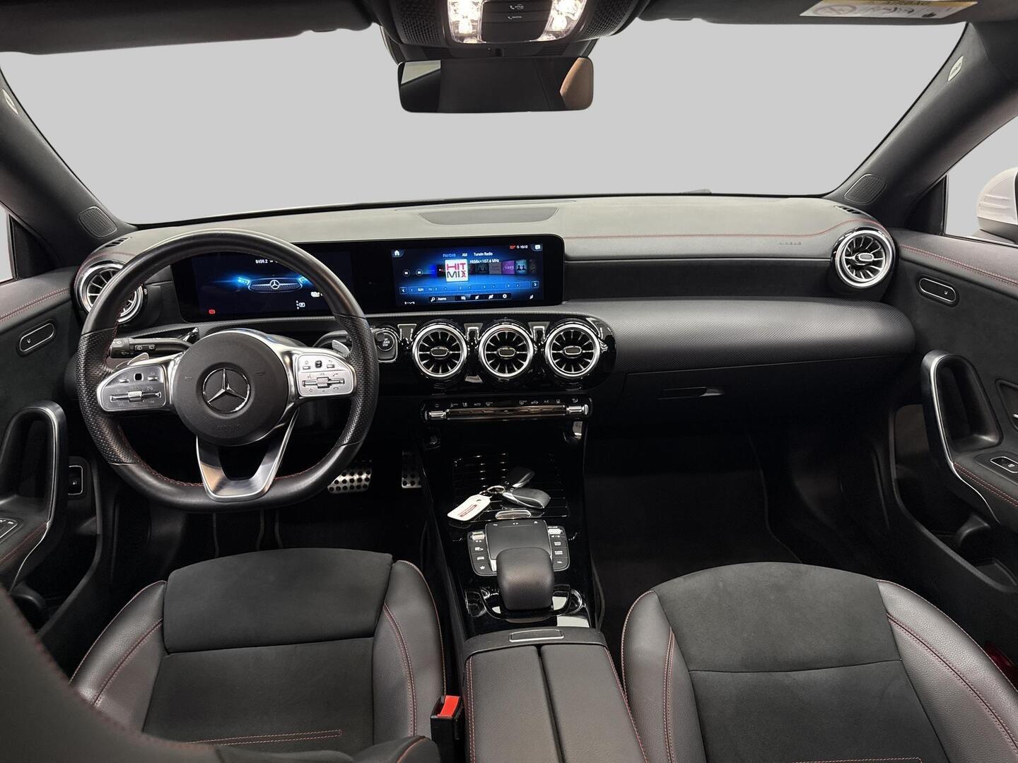 MERCEDES-BENZ CLA 2023