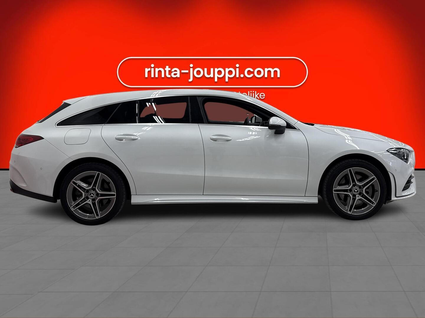 MERCEDES-BENZ CLA 2023
