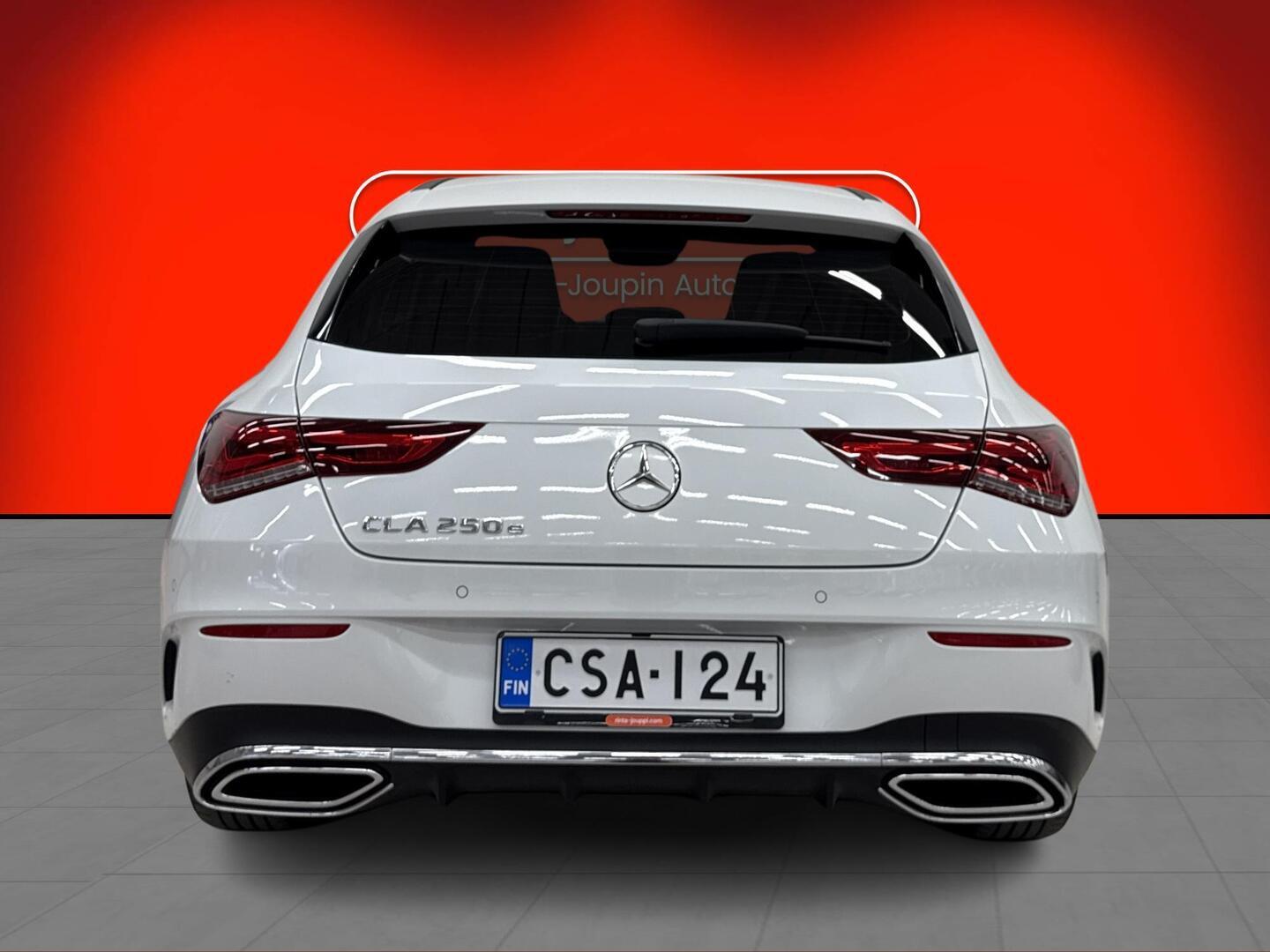 MERCEDES-BENZ CLA 2023