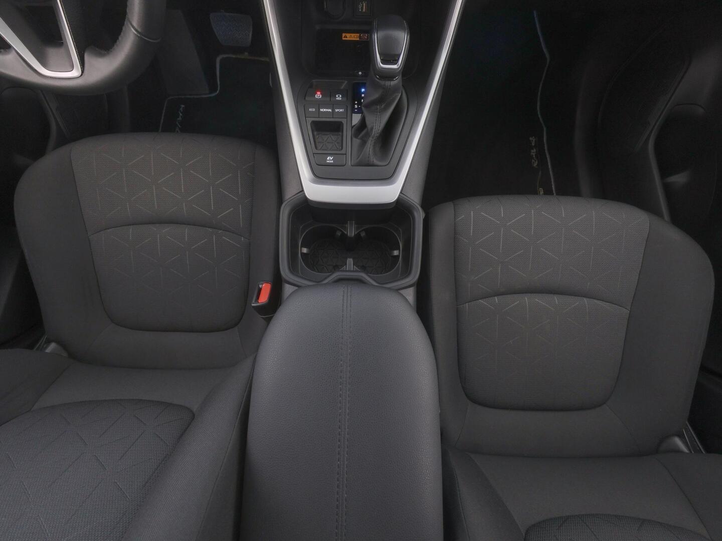 TOYOTA RAV4 2023