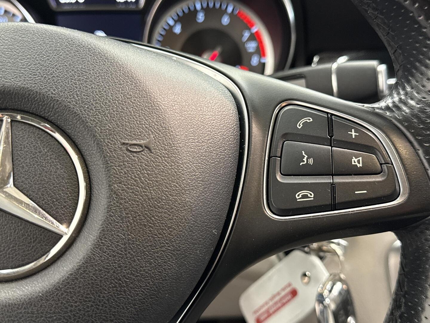 MERCEDES-BENZ CLA 2015