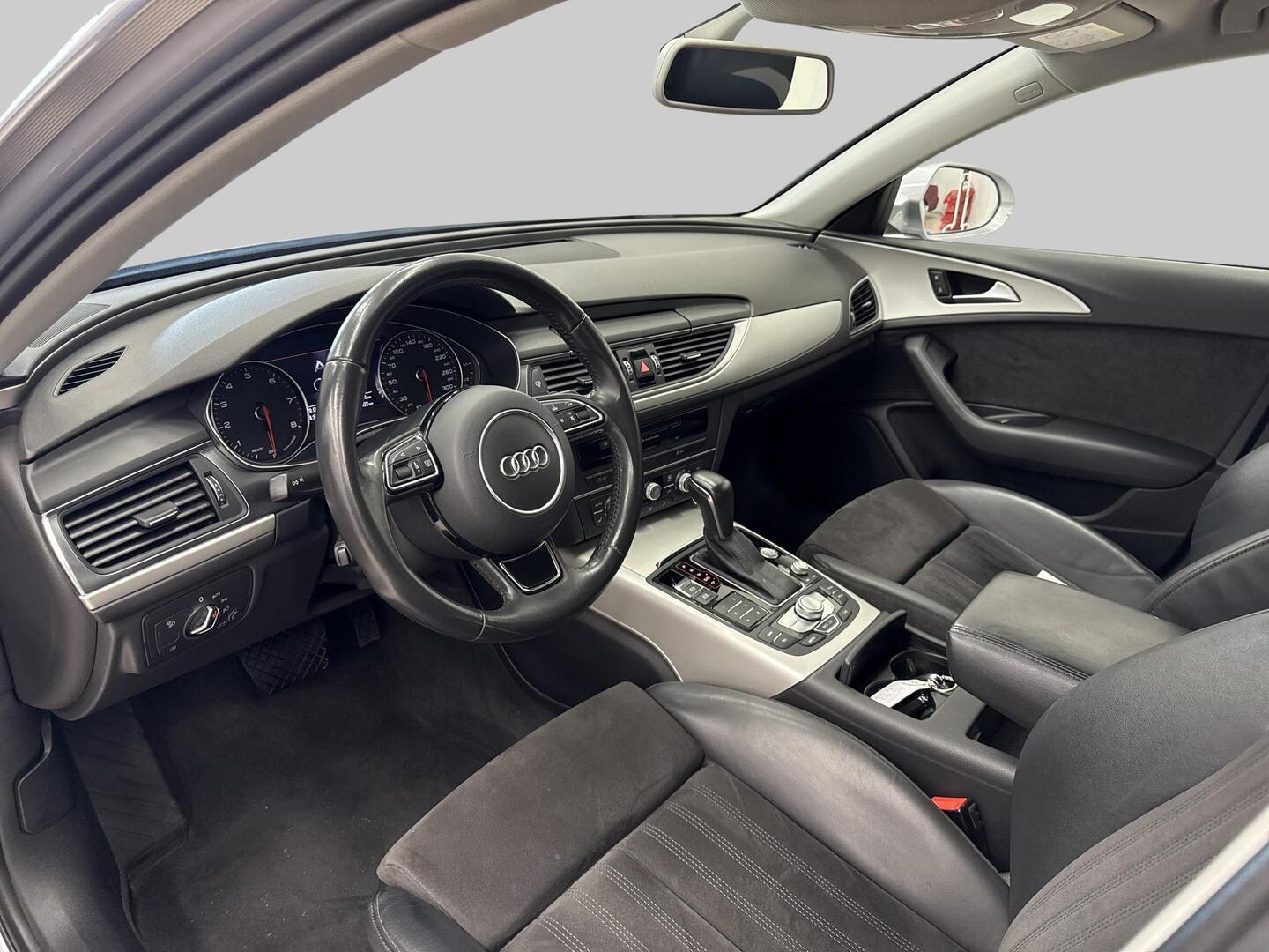 AUDI A6 2015