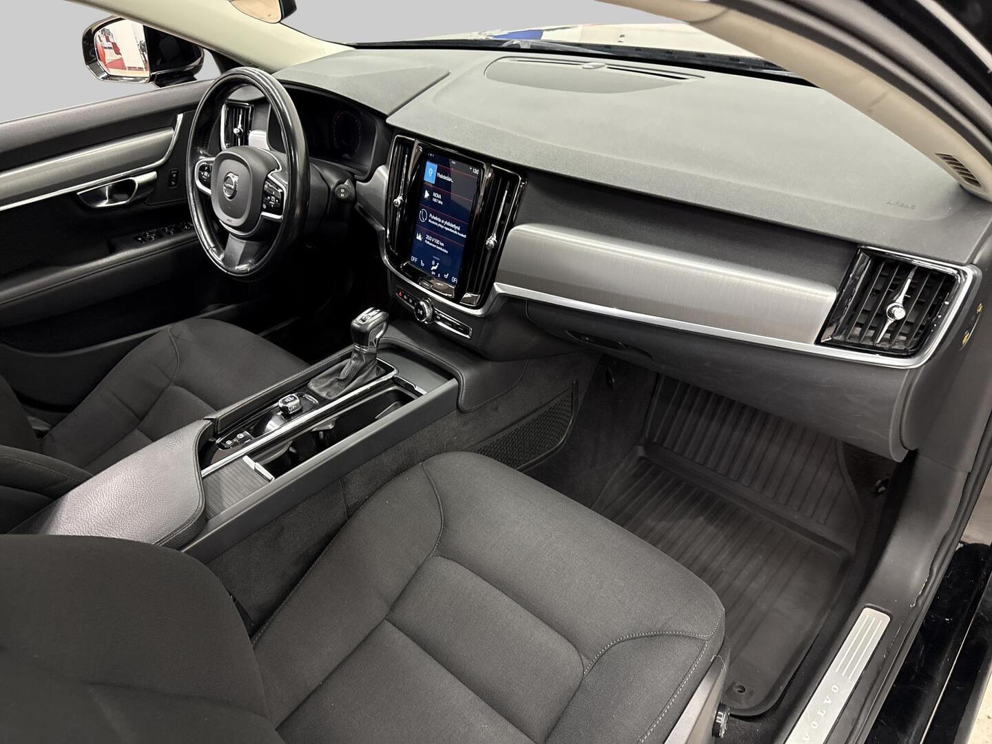 VOLVO V90 2017