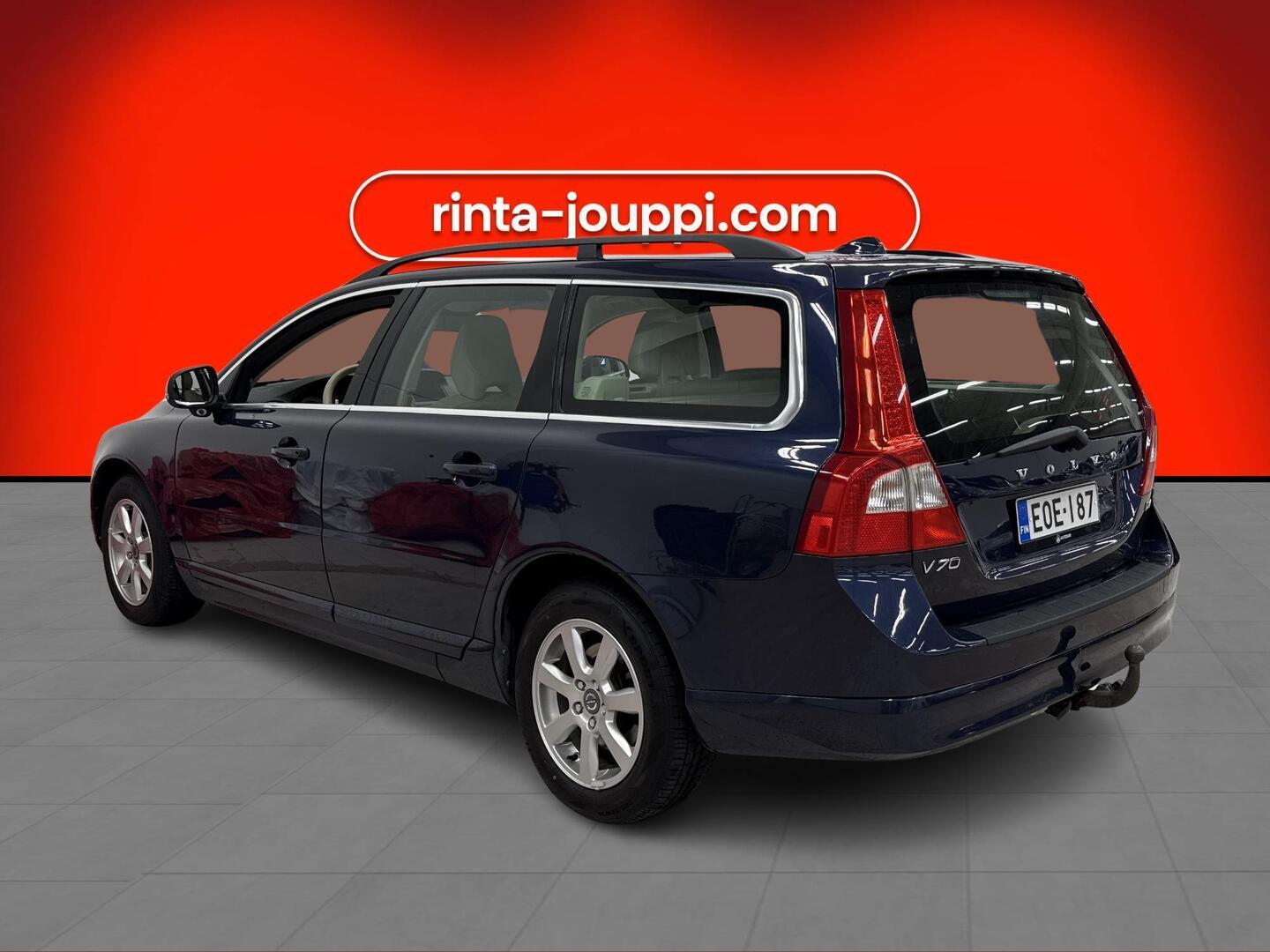 VOLVO V70 2012