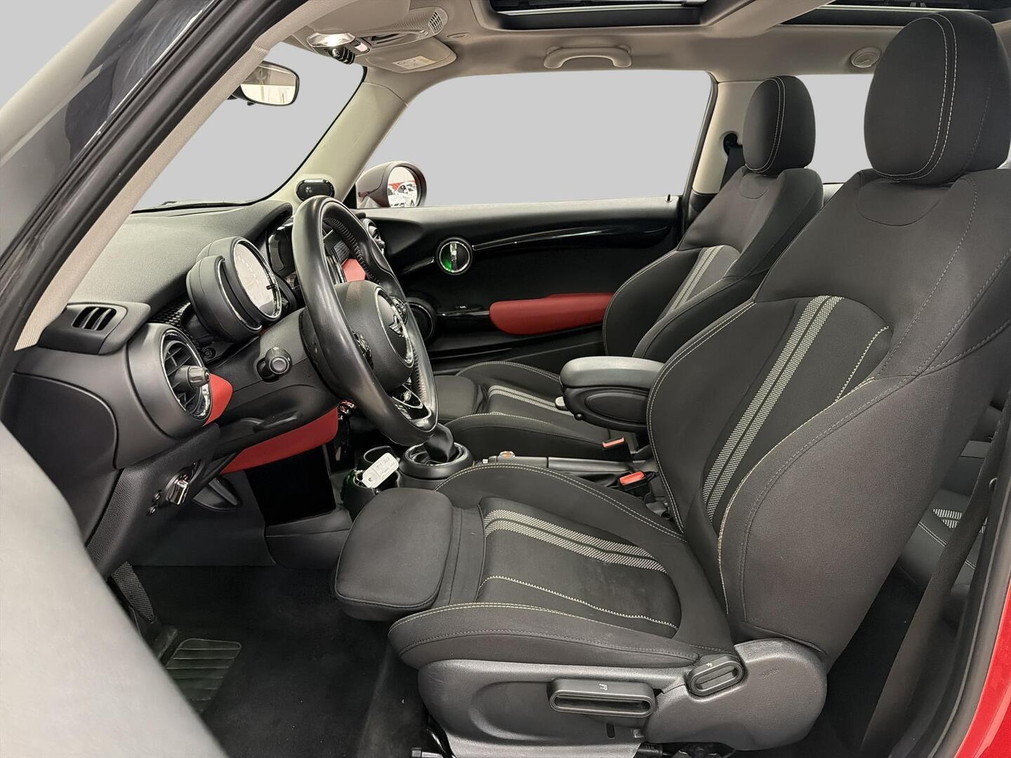 MINI Hatchback 2018