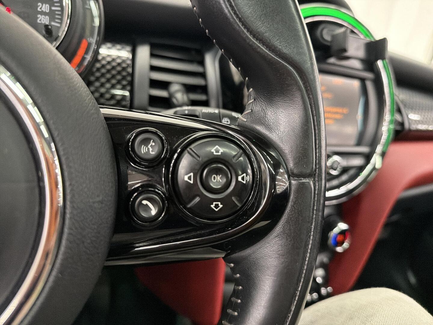 MINI Hatchback 2018