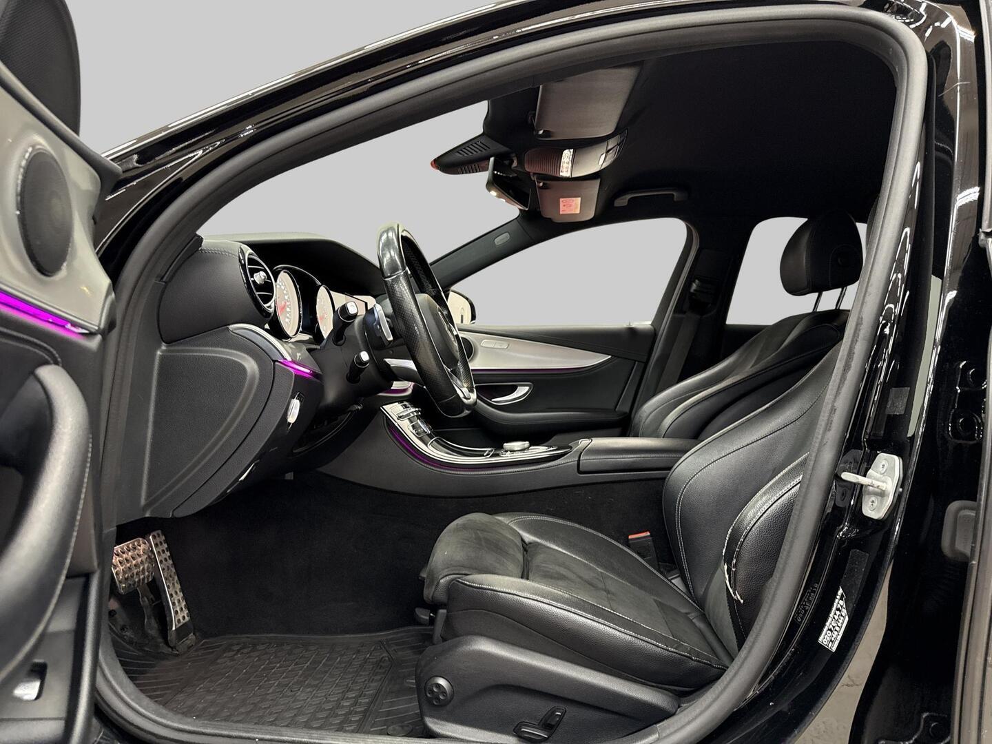 MERCEDES-BENZ E 2016