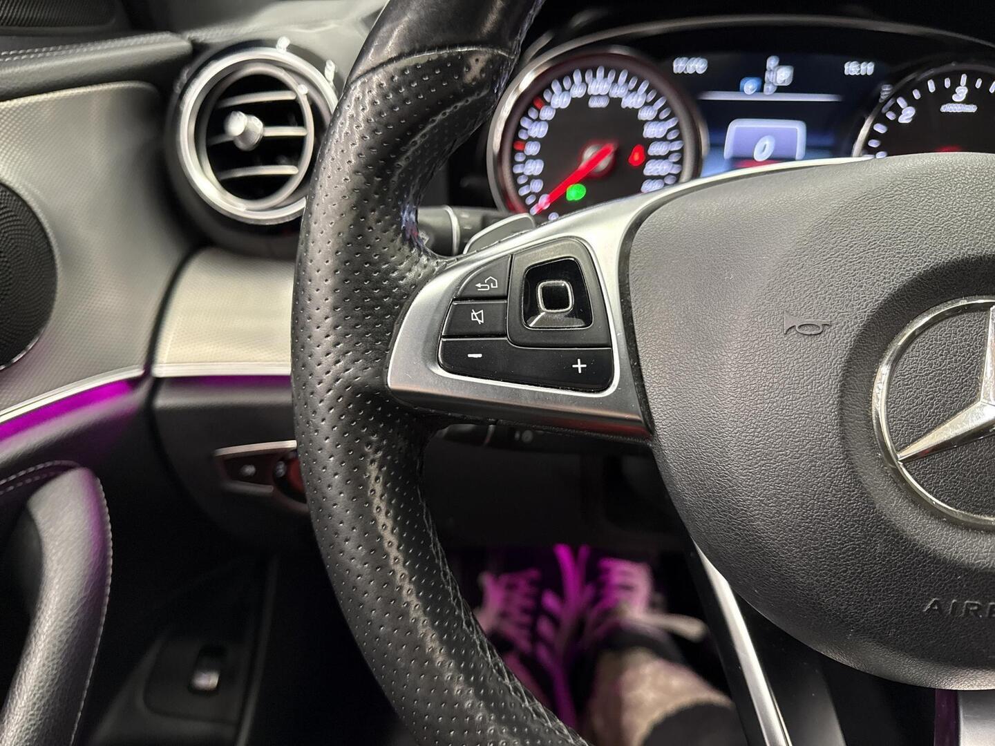 MERCEDES-BENZ E 2016