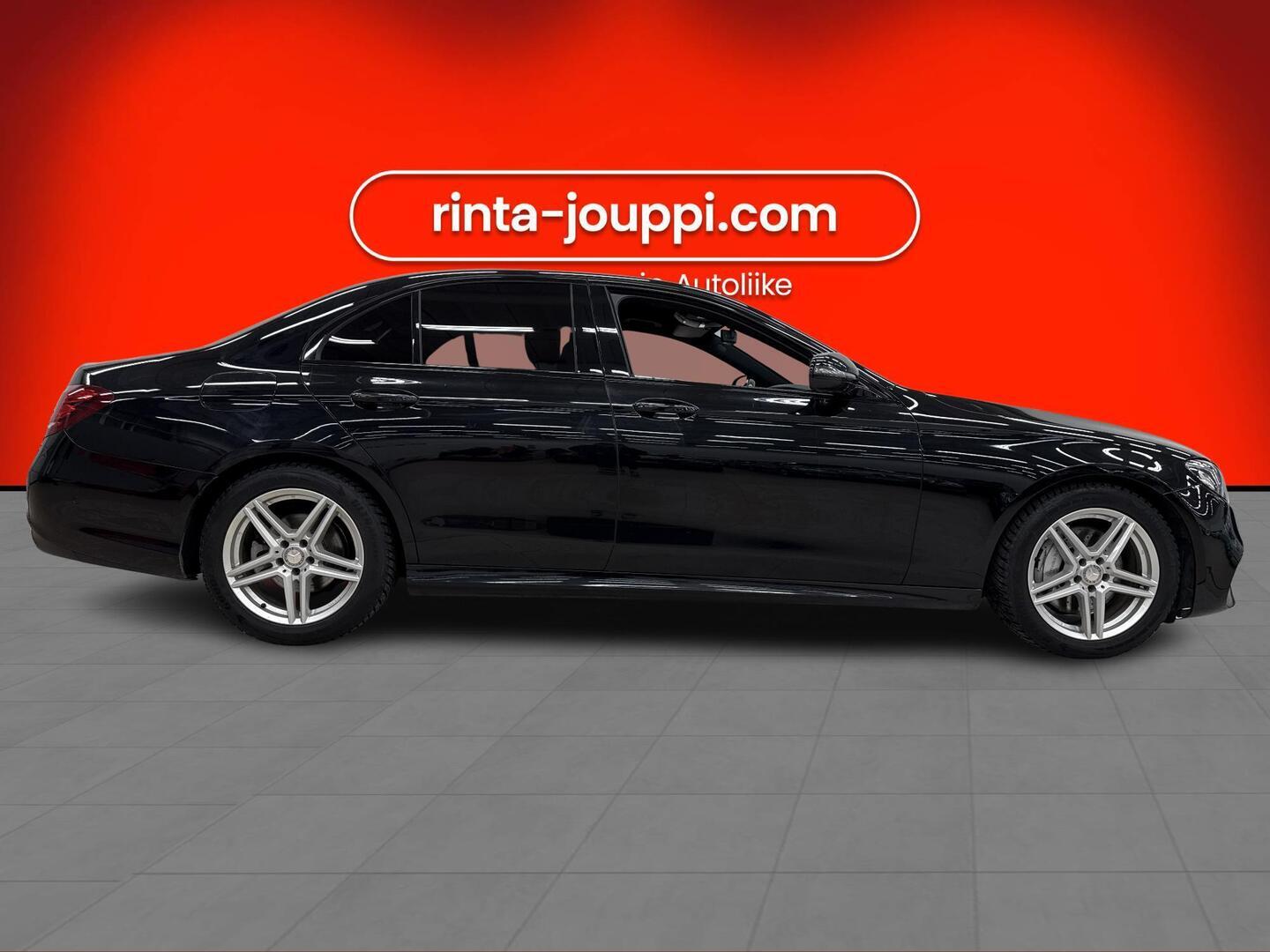 MERCEDES-BENZ E 2016