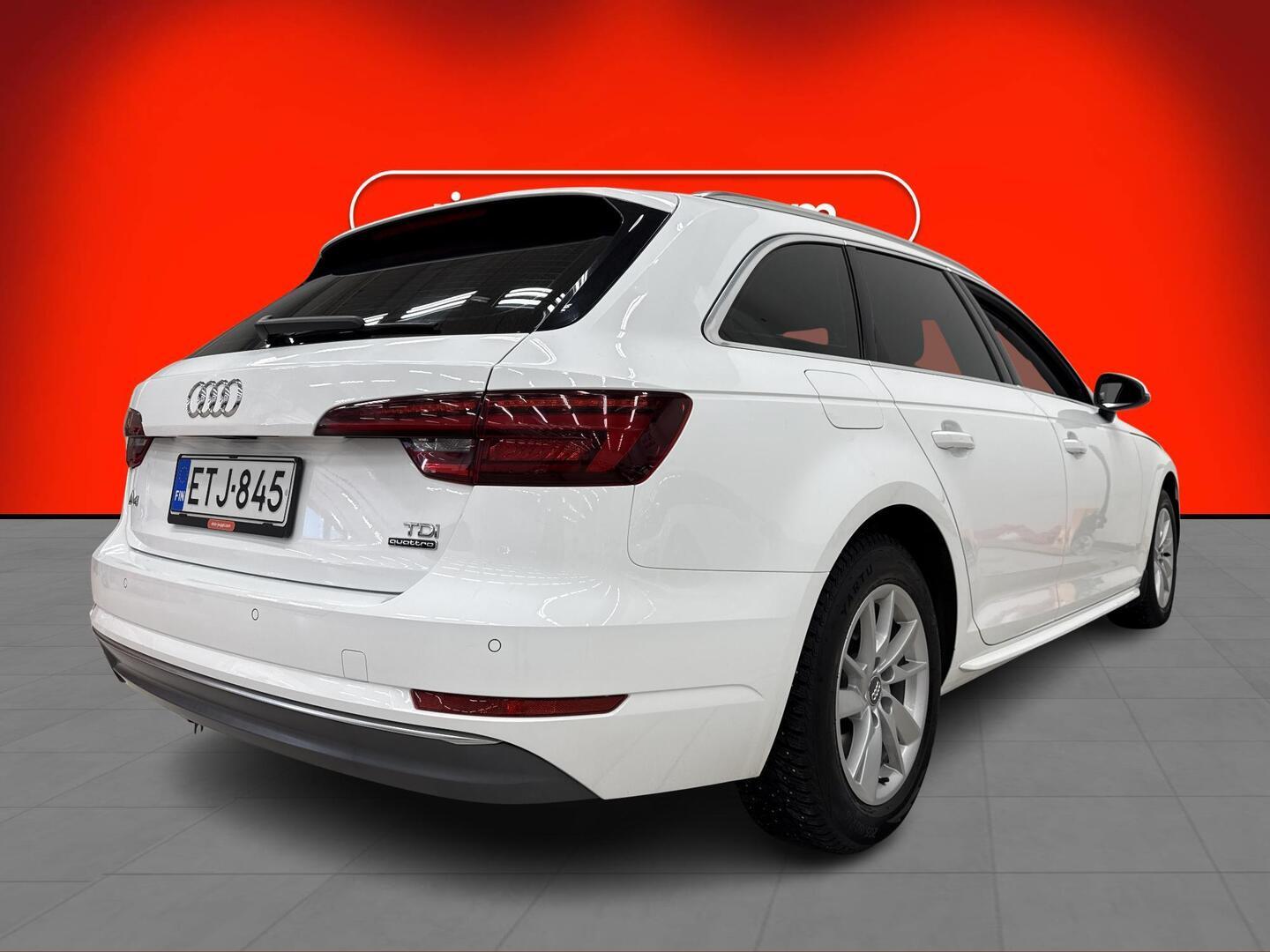 AUDI A4 2018