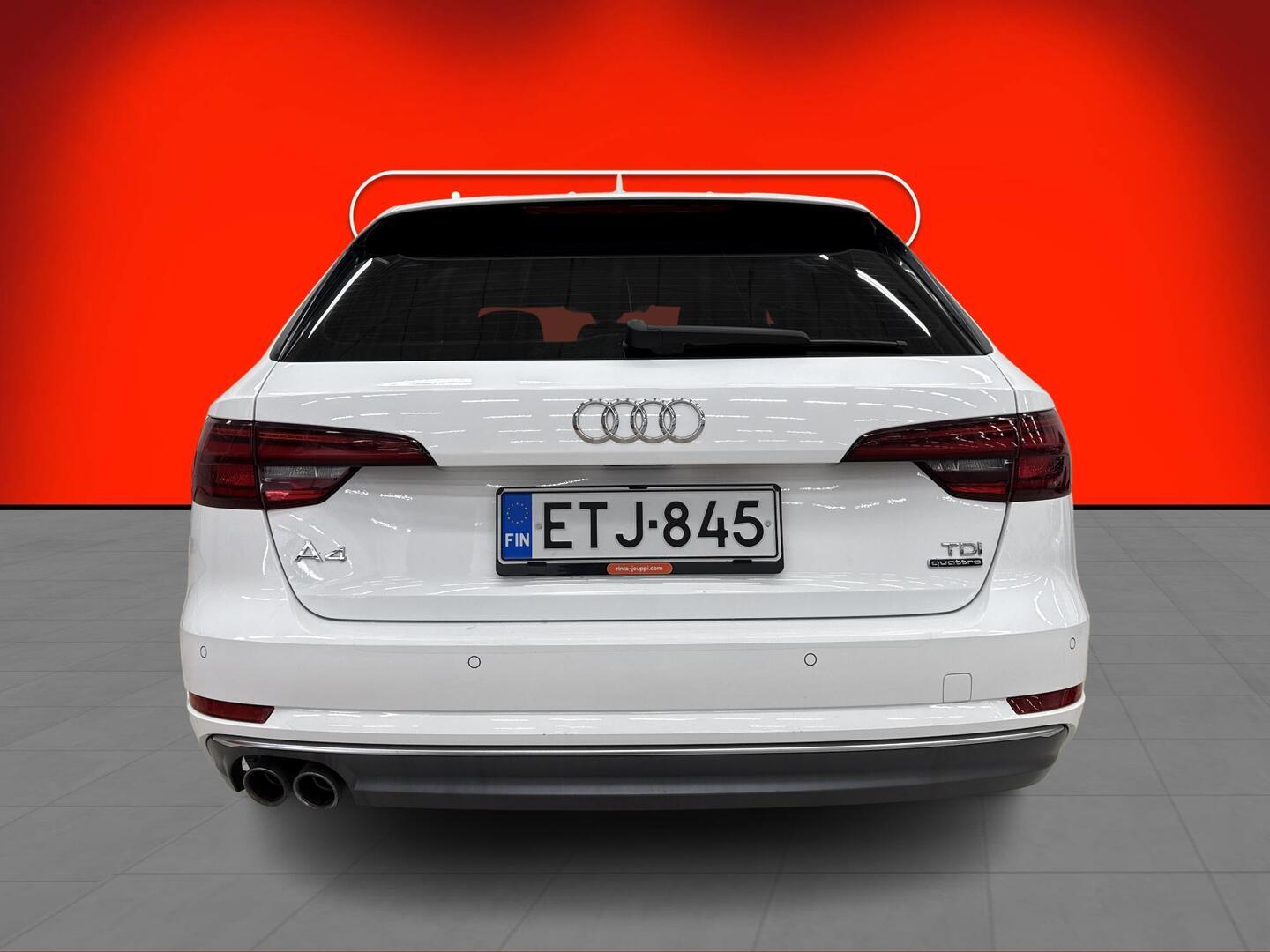 AUDI A4 2018