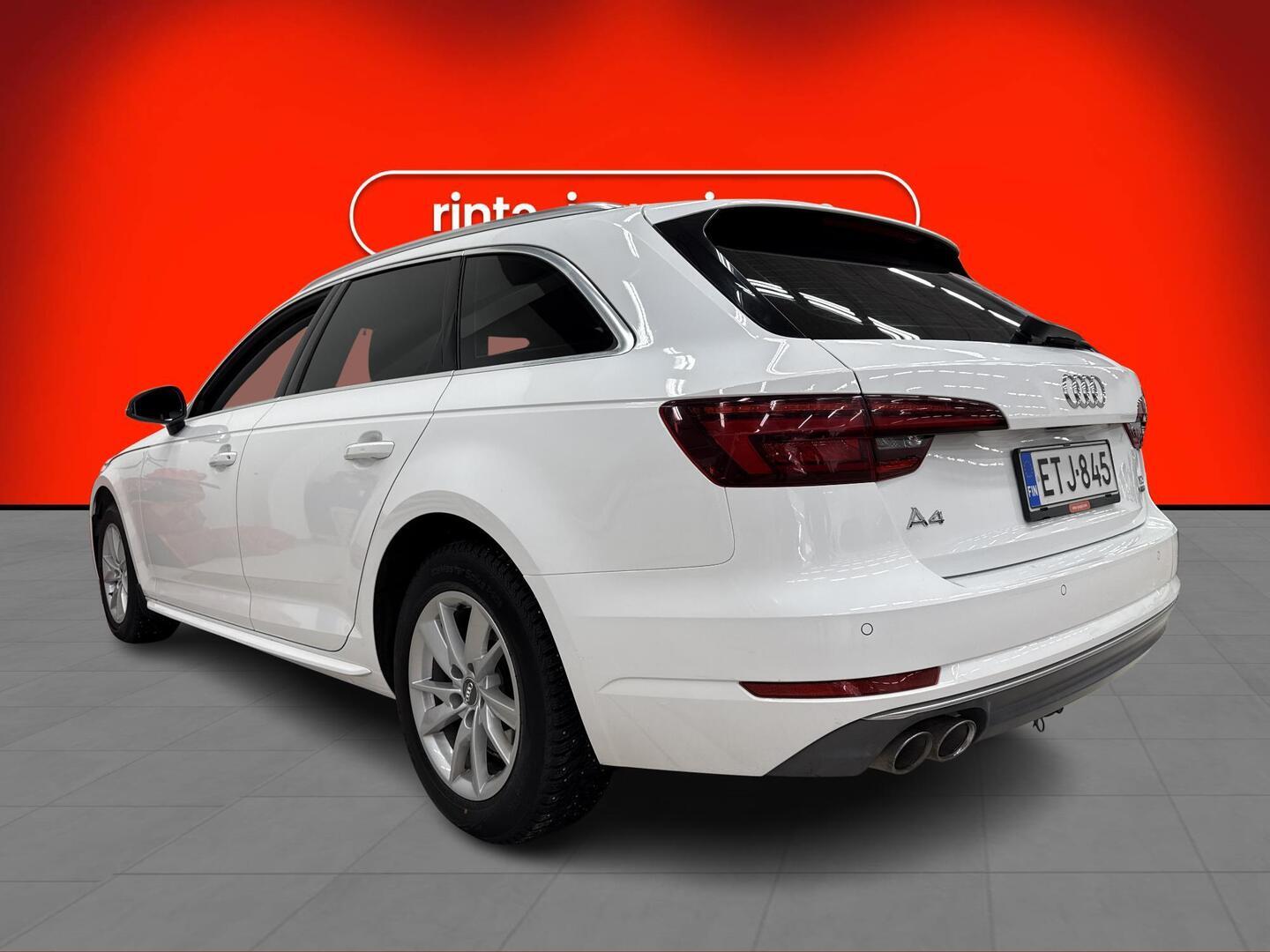 AUDI A4 2018