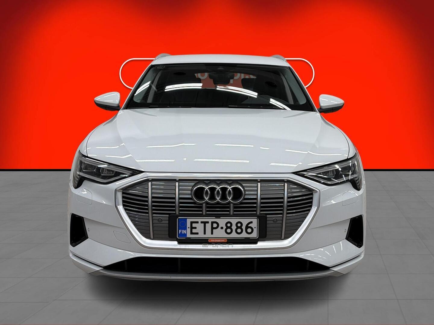 AUDI e-tron 2020