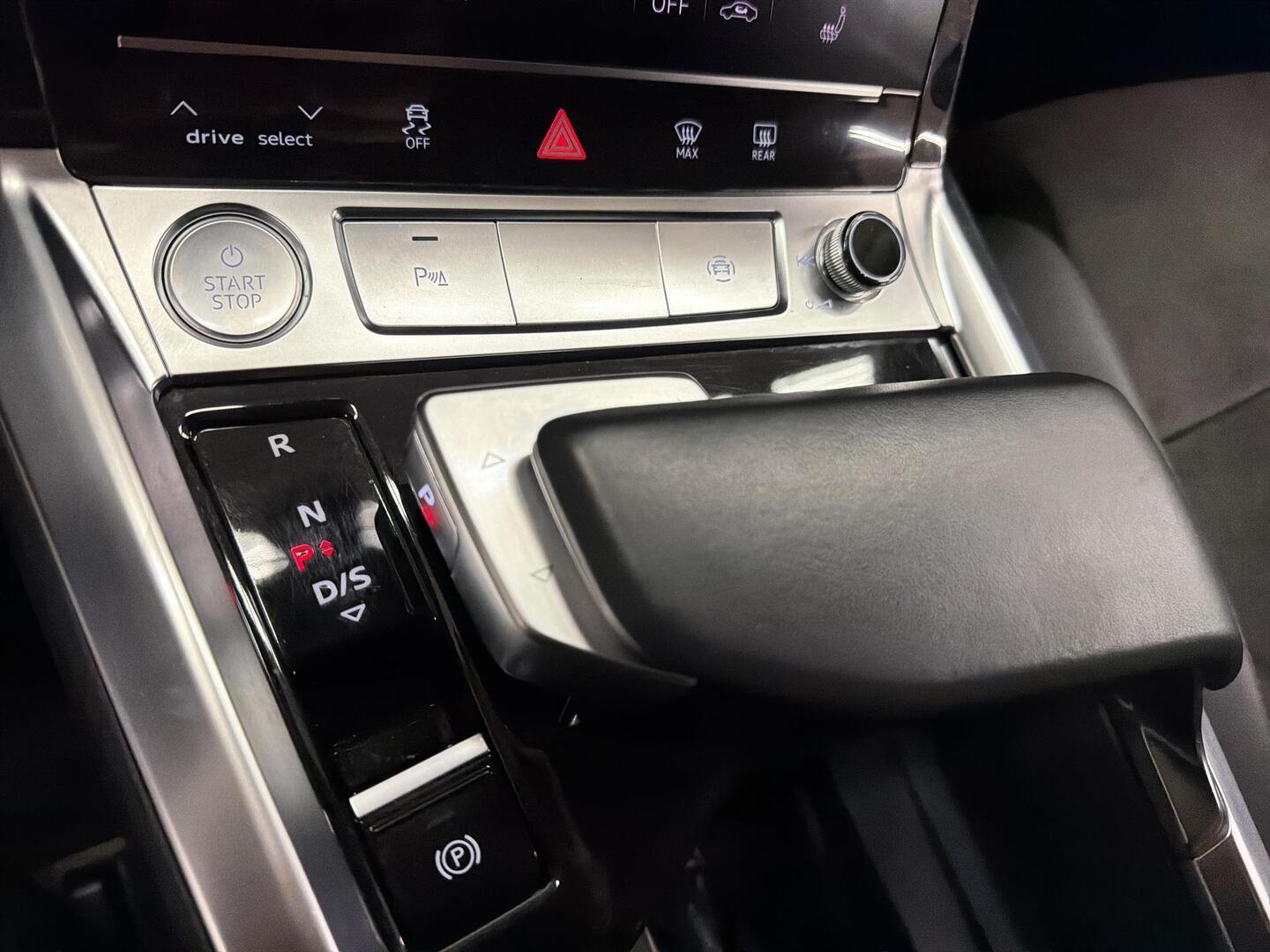 AUDI e-tron 2020