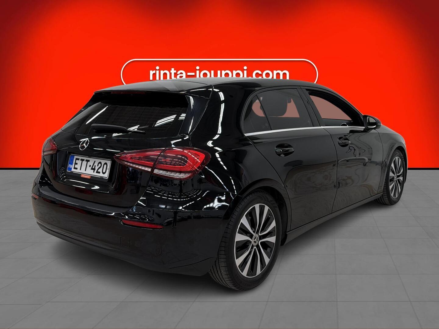 MERCEDES-BENZ A 2021
