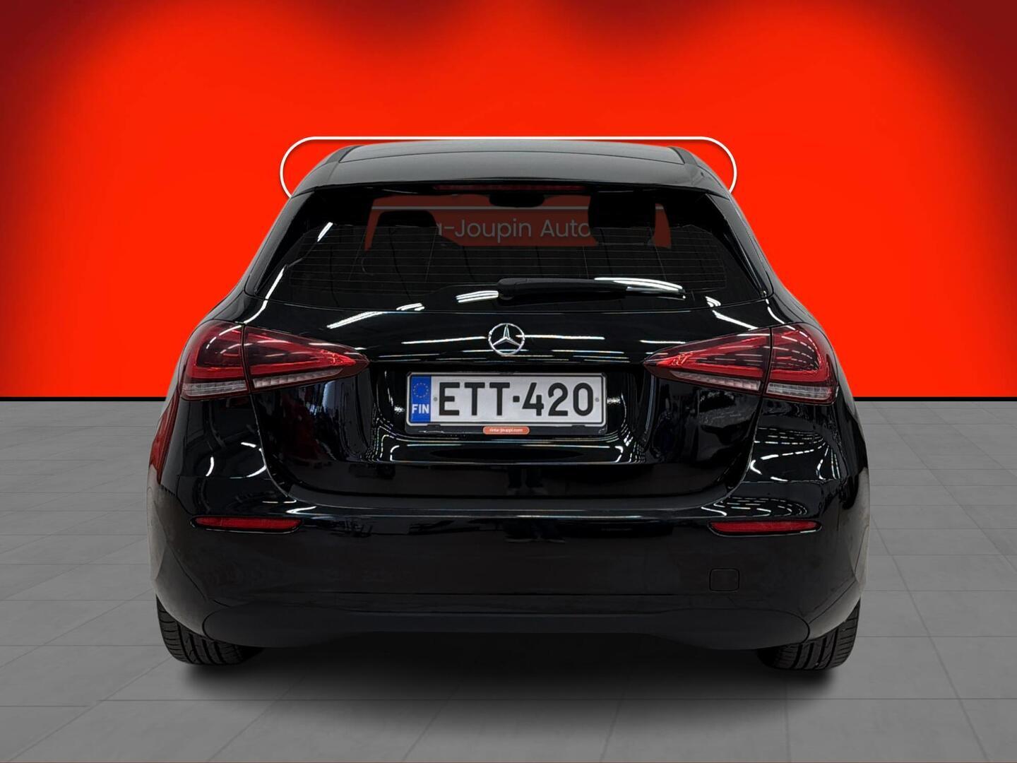MERCEDES-BENZ A 2021