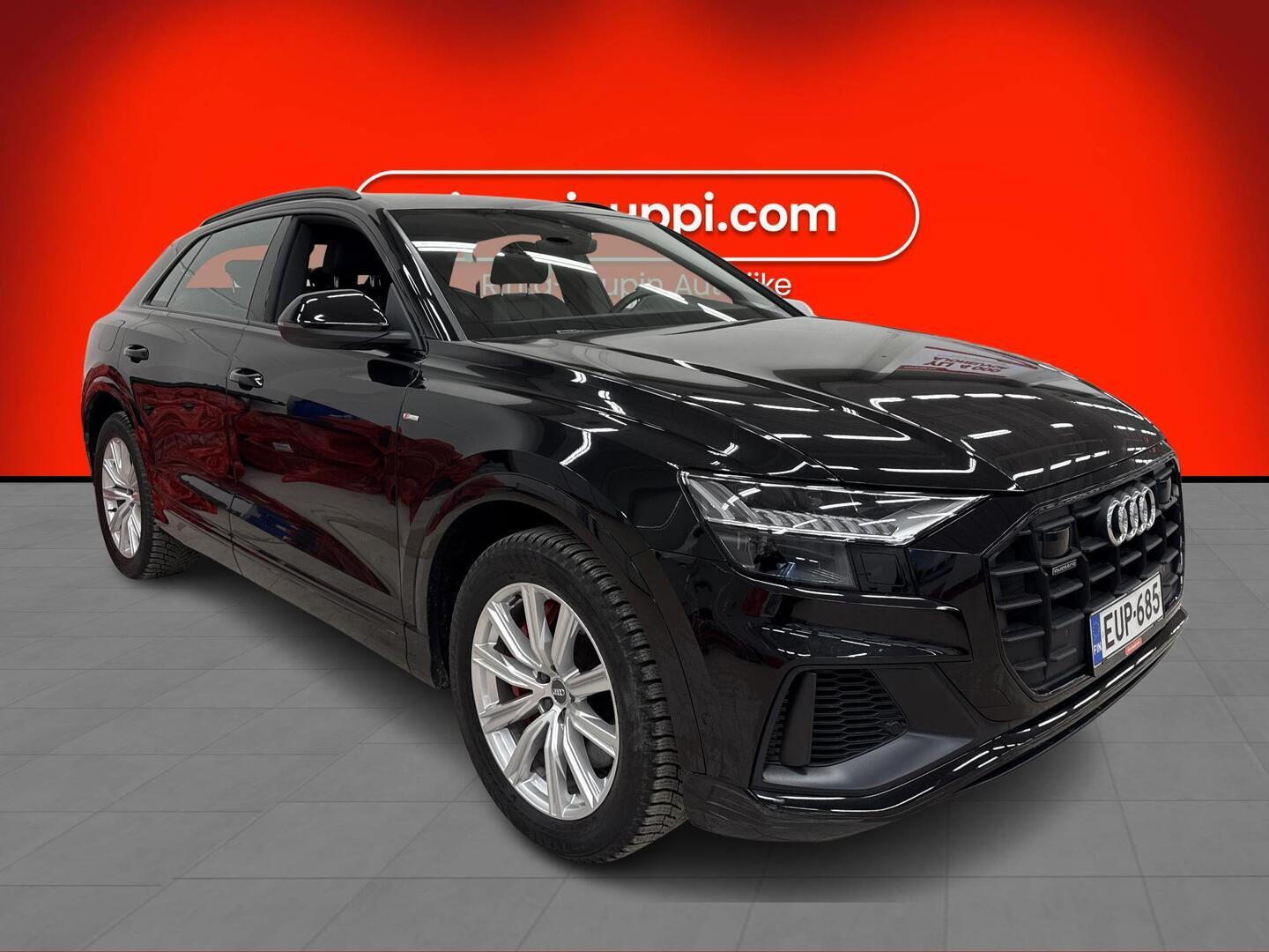 AUDI Q8 2023