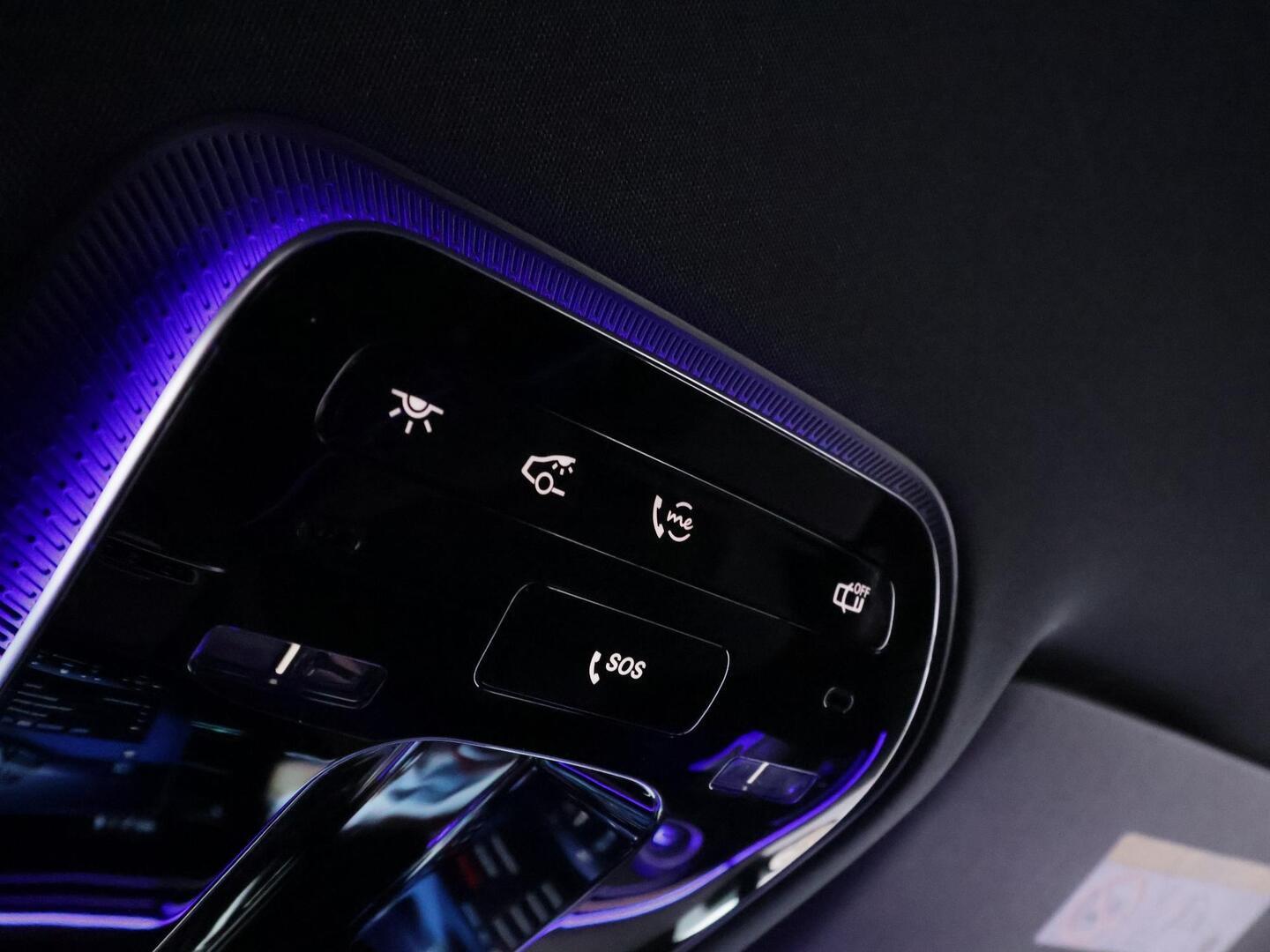 MERCEDES-BENZ EQE 2024