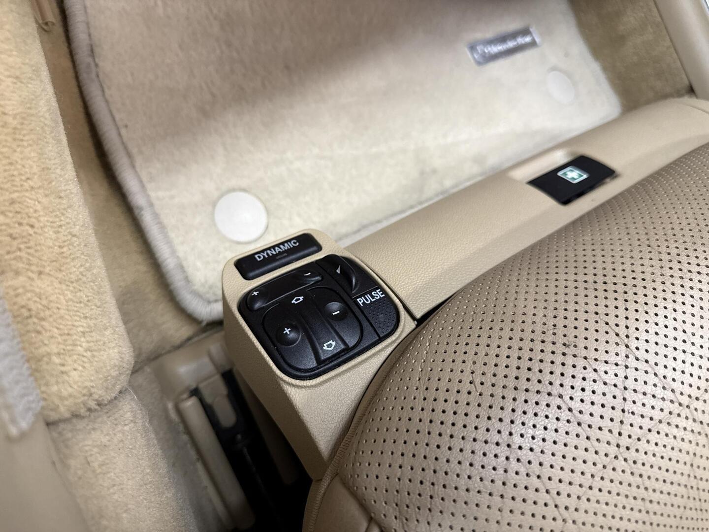 MERCEDES-BENZ CLS 2005