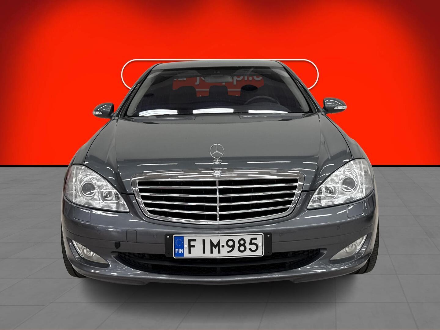 MERCEDES-BENZ S 2008