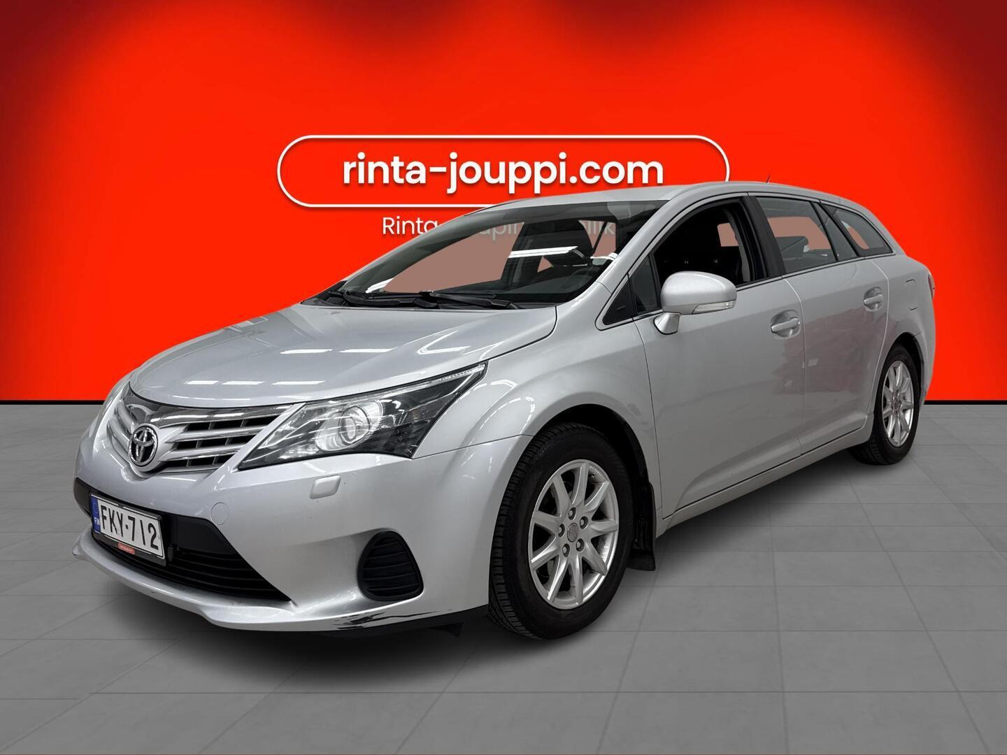 TOYOTA Avensis 2013
