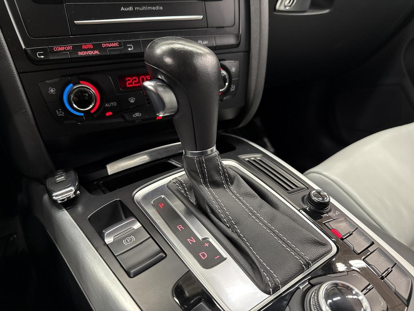 AUDI S5 2011