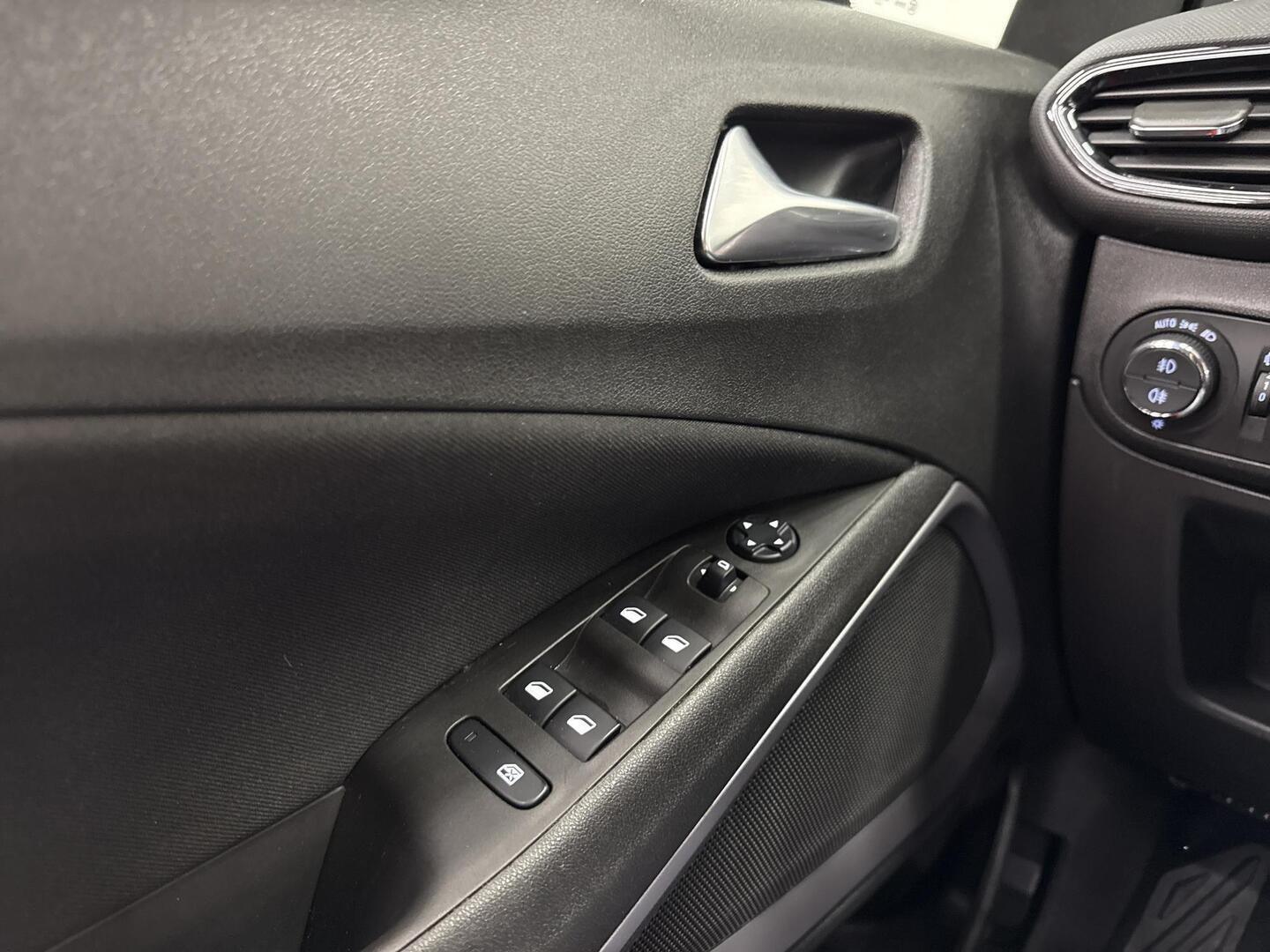 OPEL Crossland X 2019
