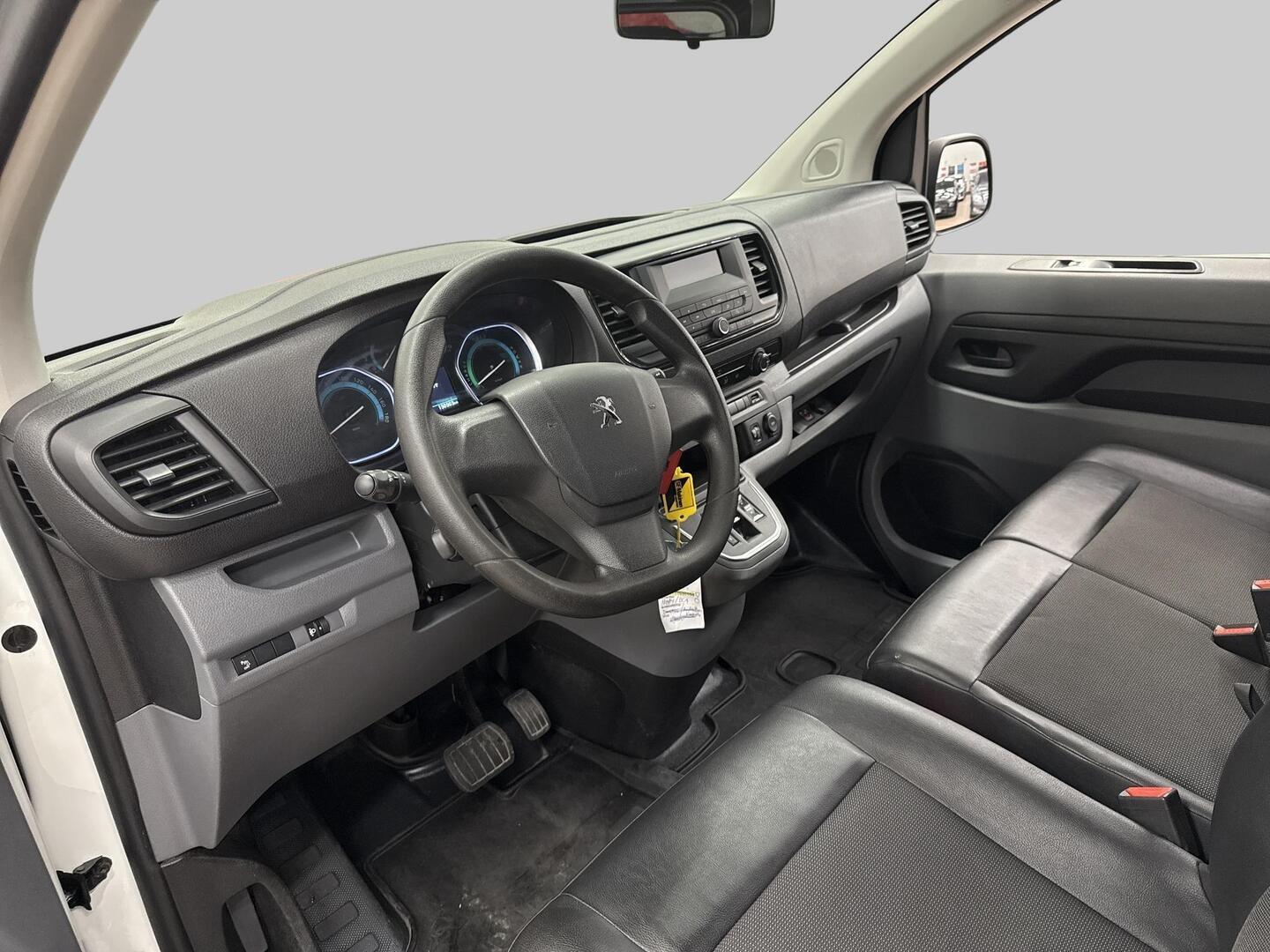 PEUGEOT e-Expert 2021