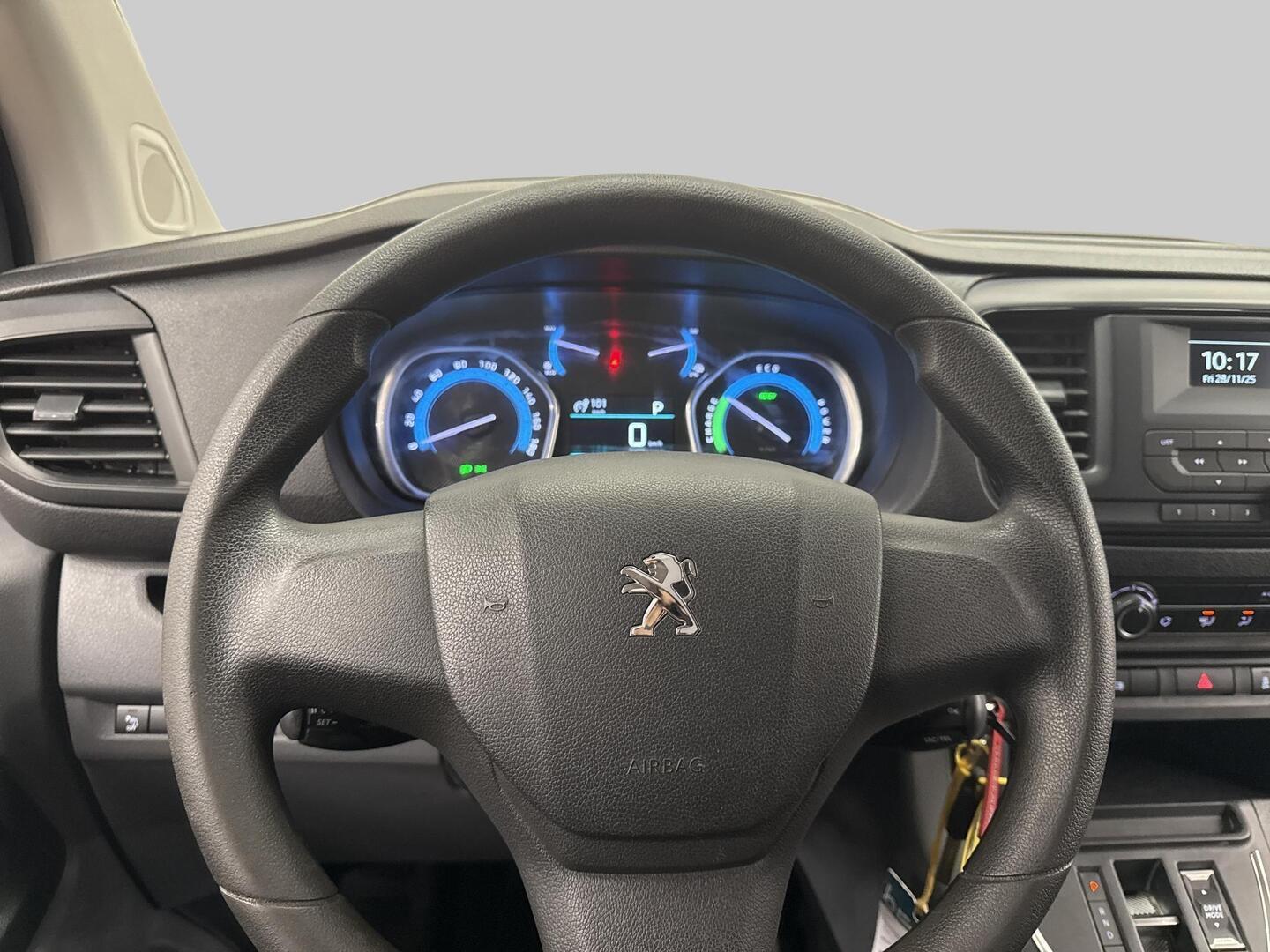 PEUGEOT e-Expert 2021